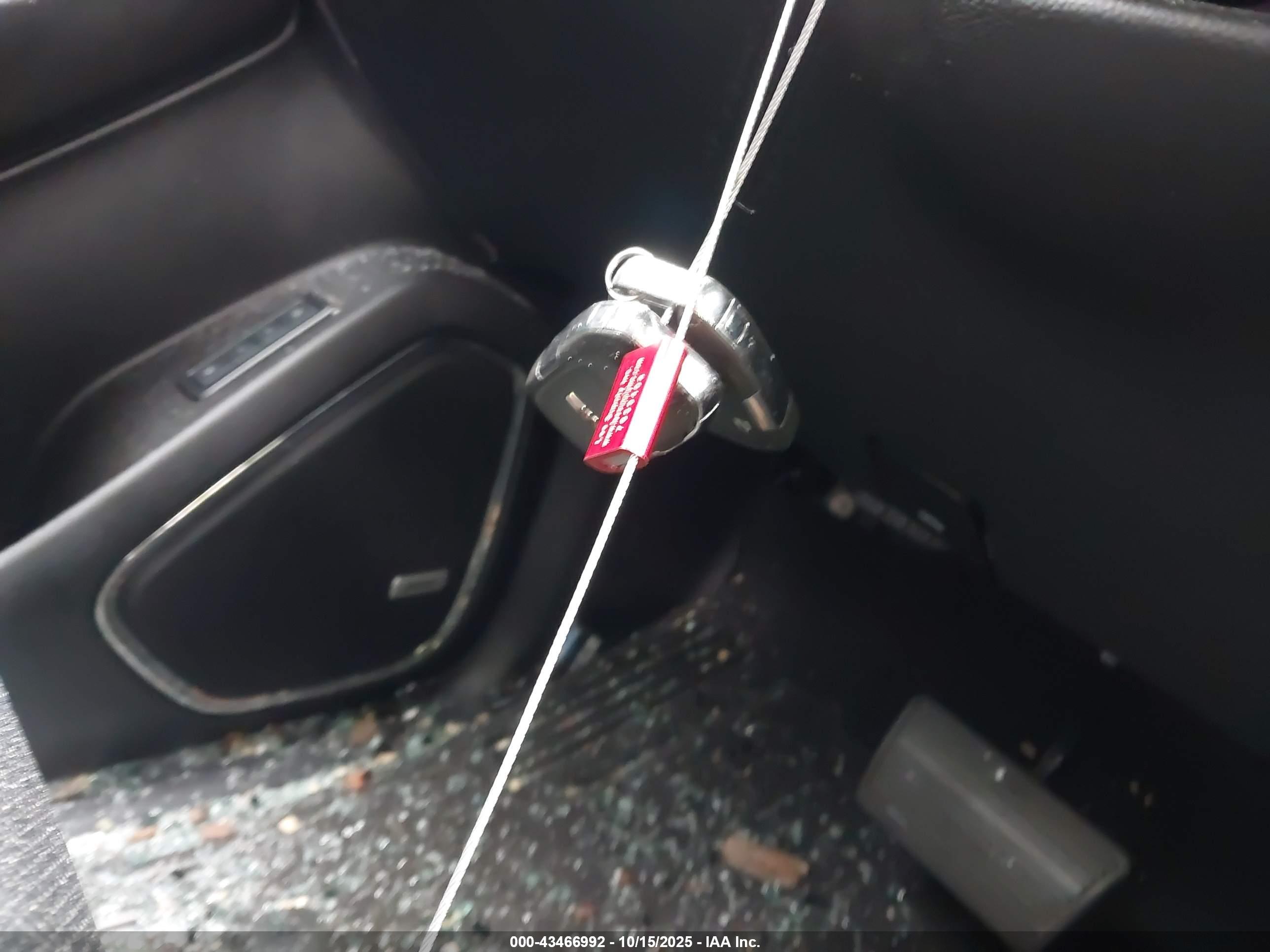 GMC YUKON image 11