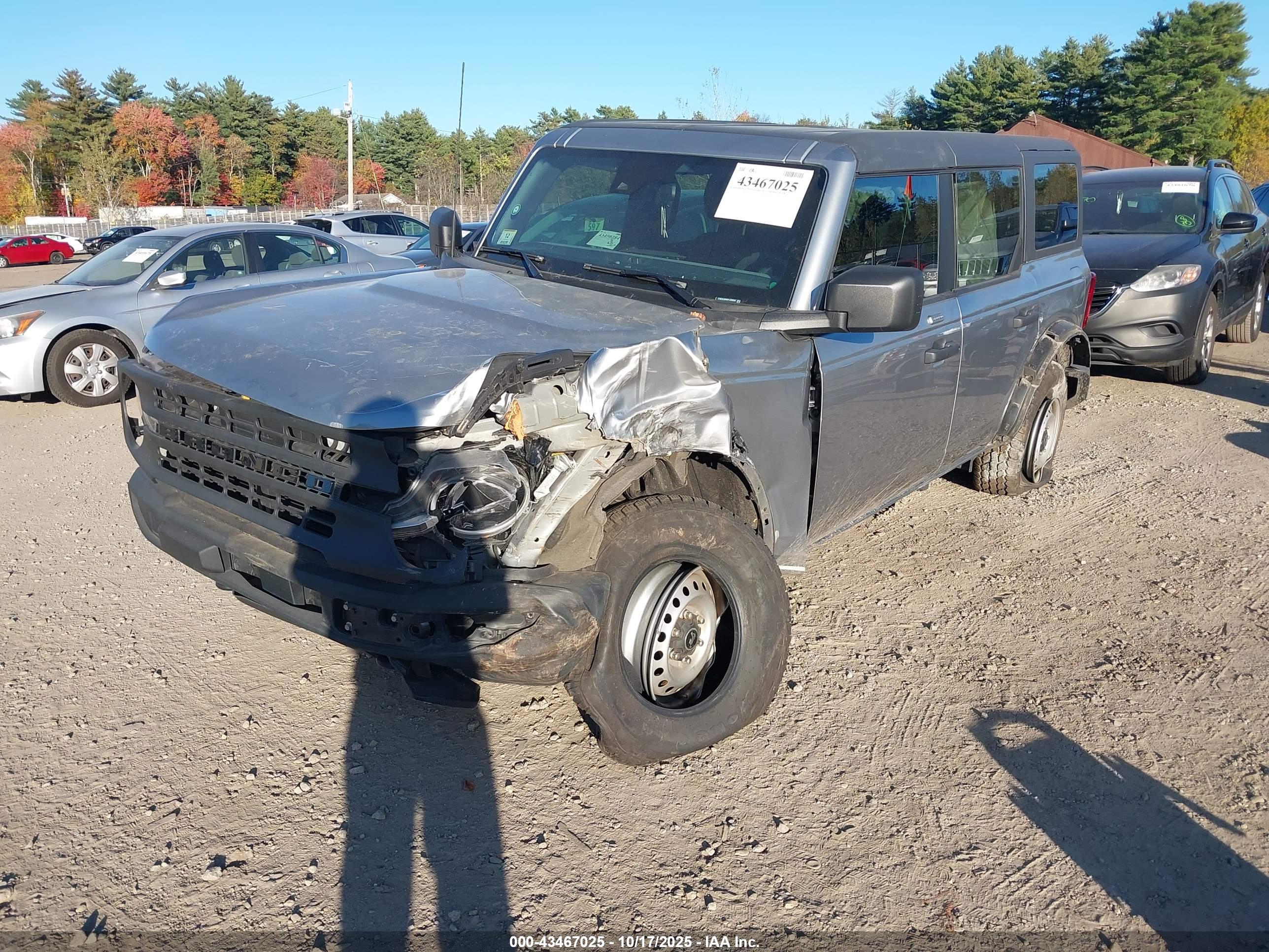 FORD BRONCO image 2