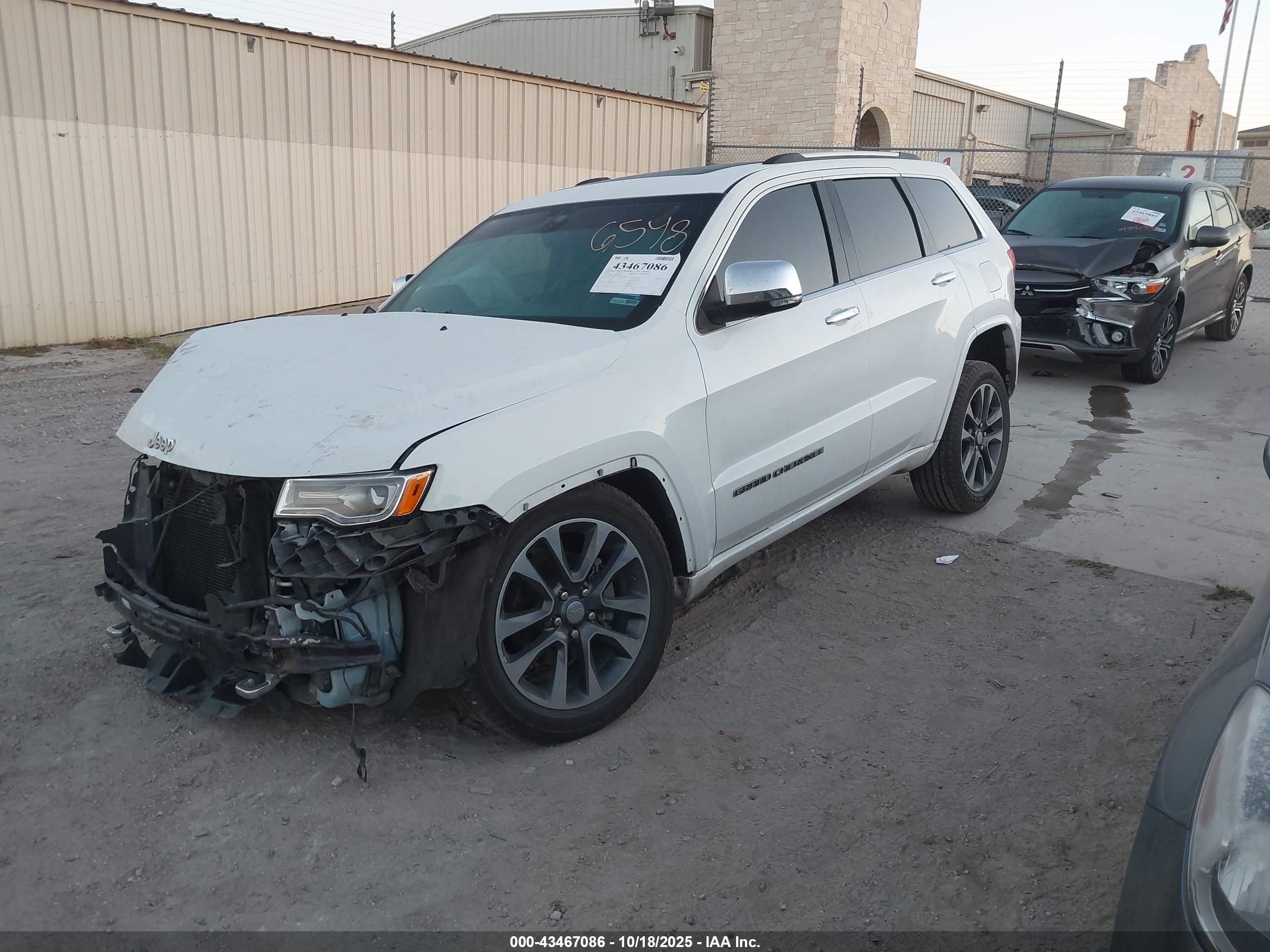 JEEP GRAND image 2