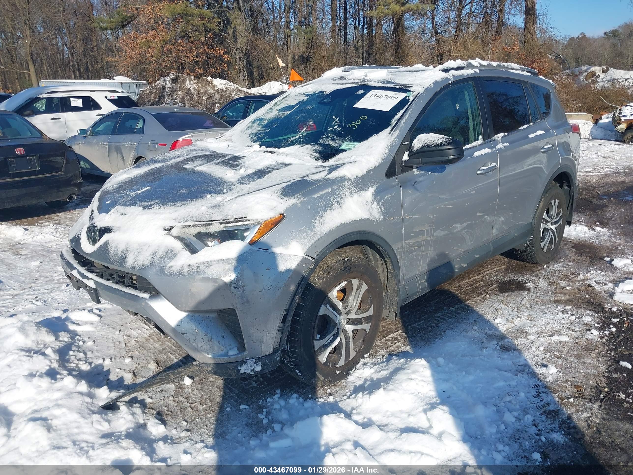 TOYOTA RAV4 image 2