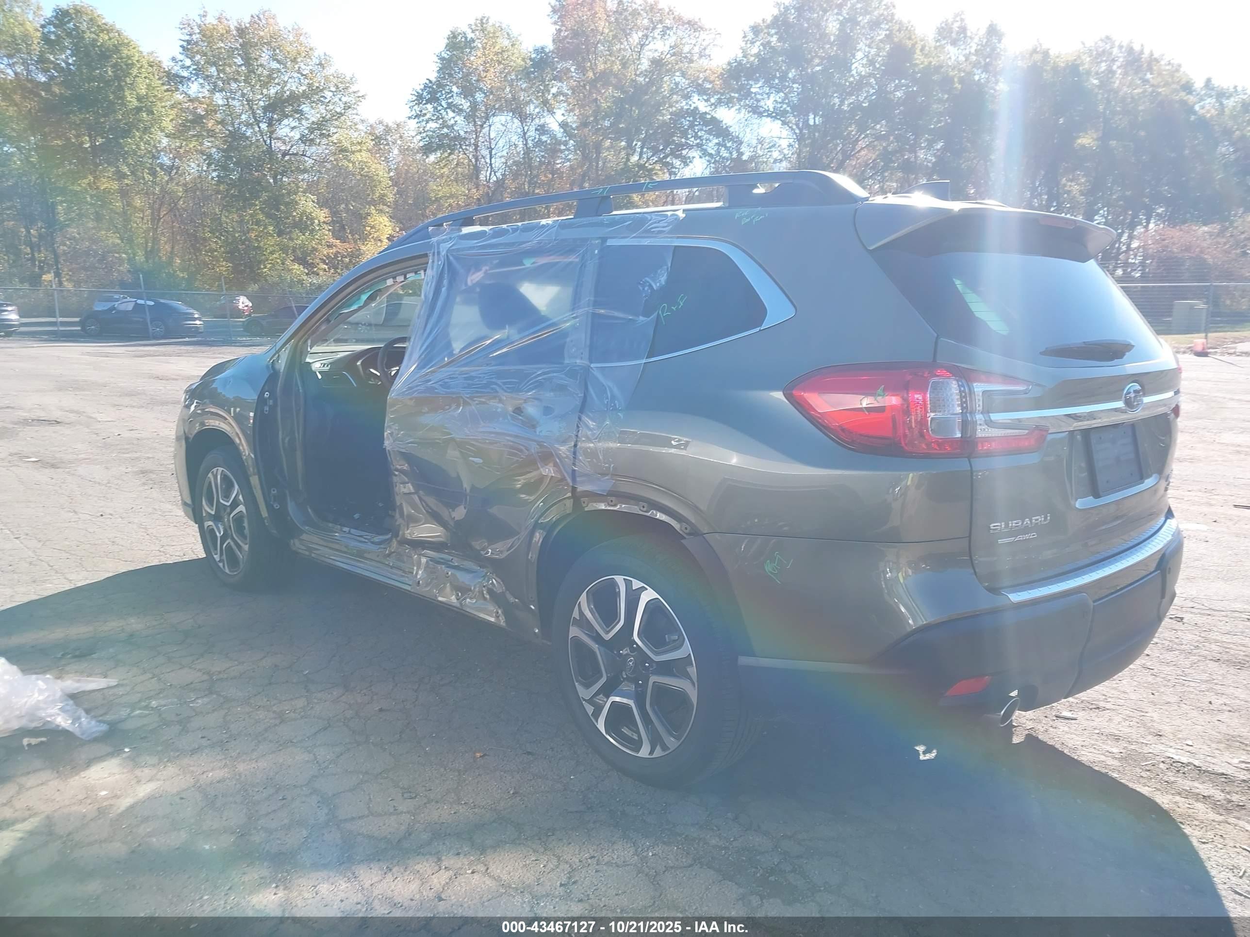 SUBARU ASCENT image 3