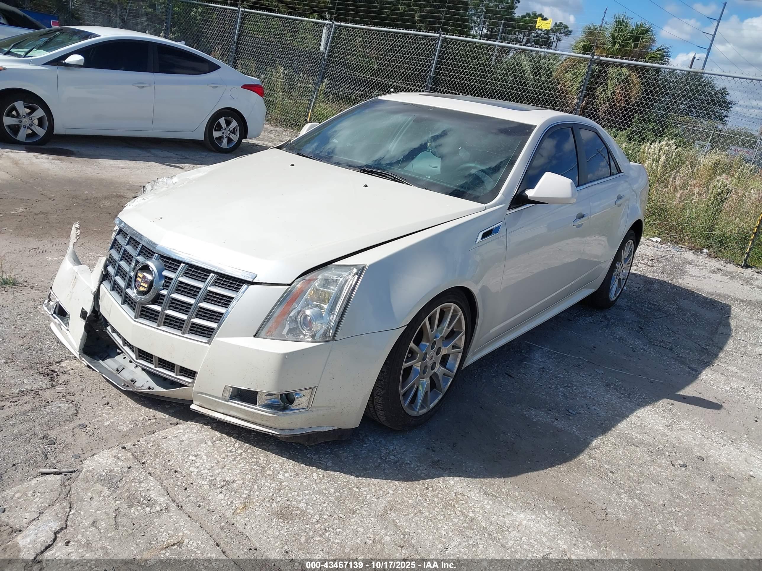 CADILLAC CTS image 2