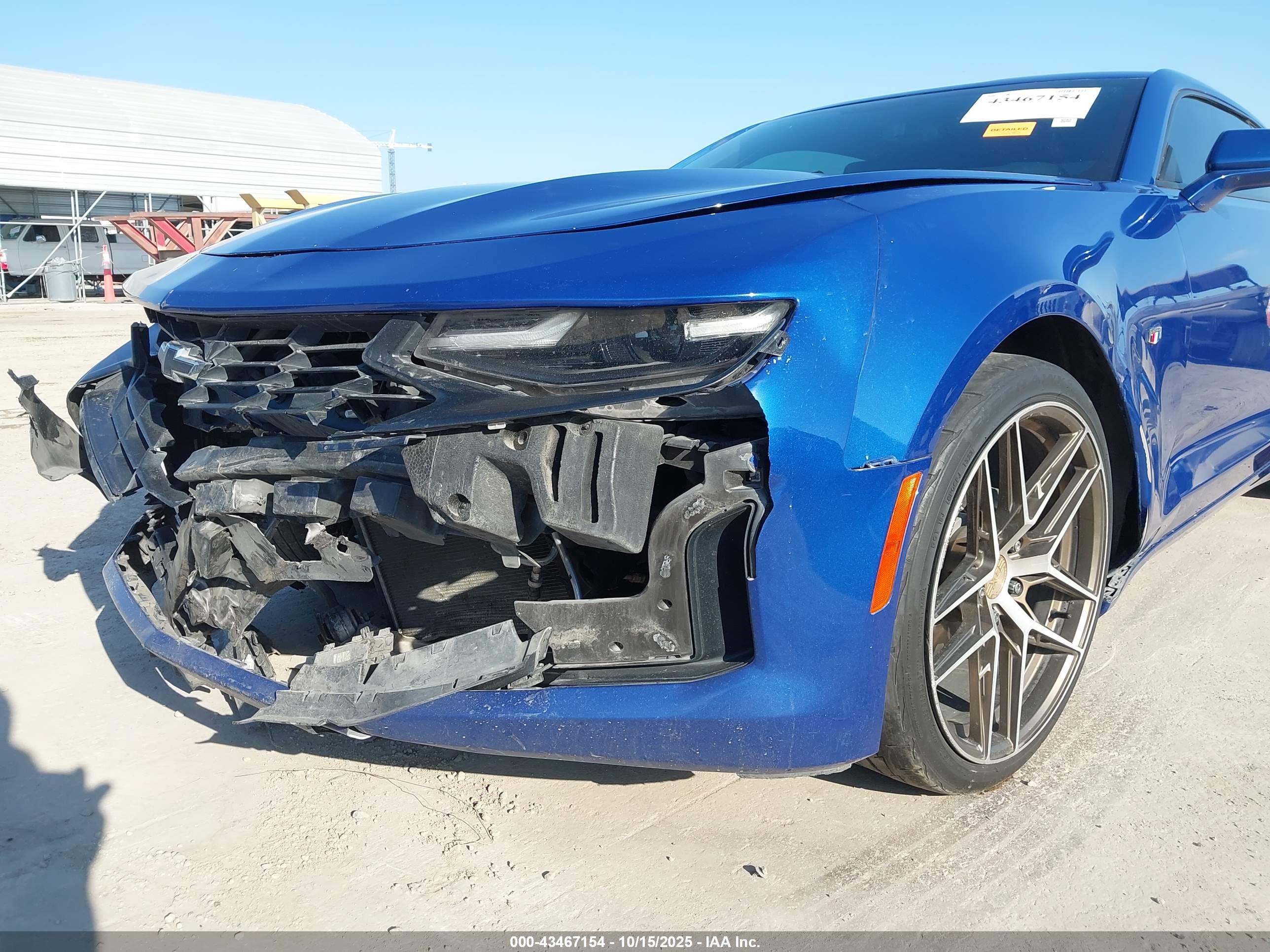 CHEVROLET CAMARO image 6