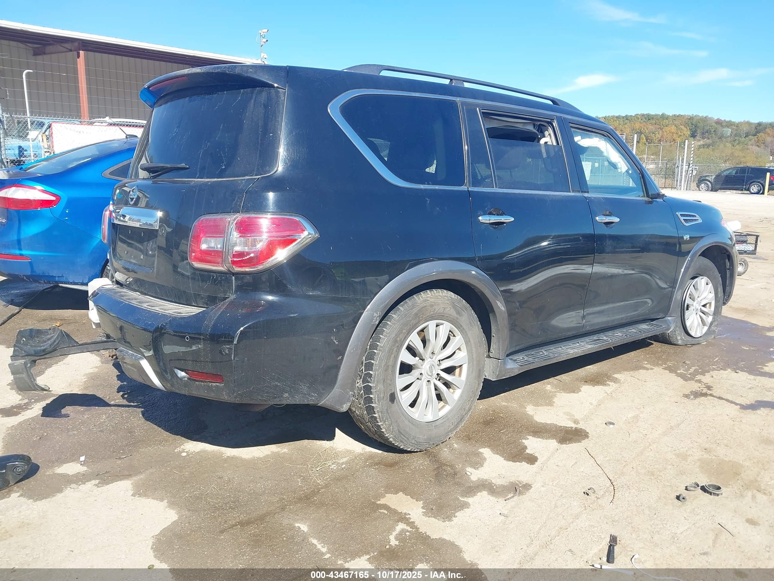NISSAN ARMADA image 4