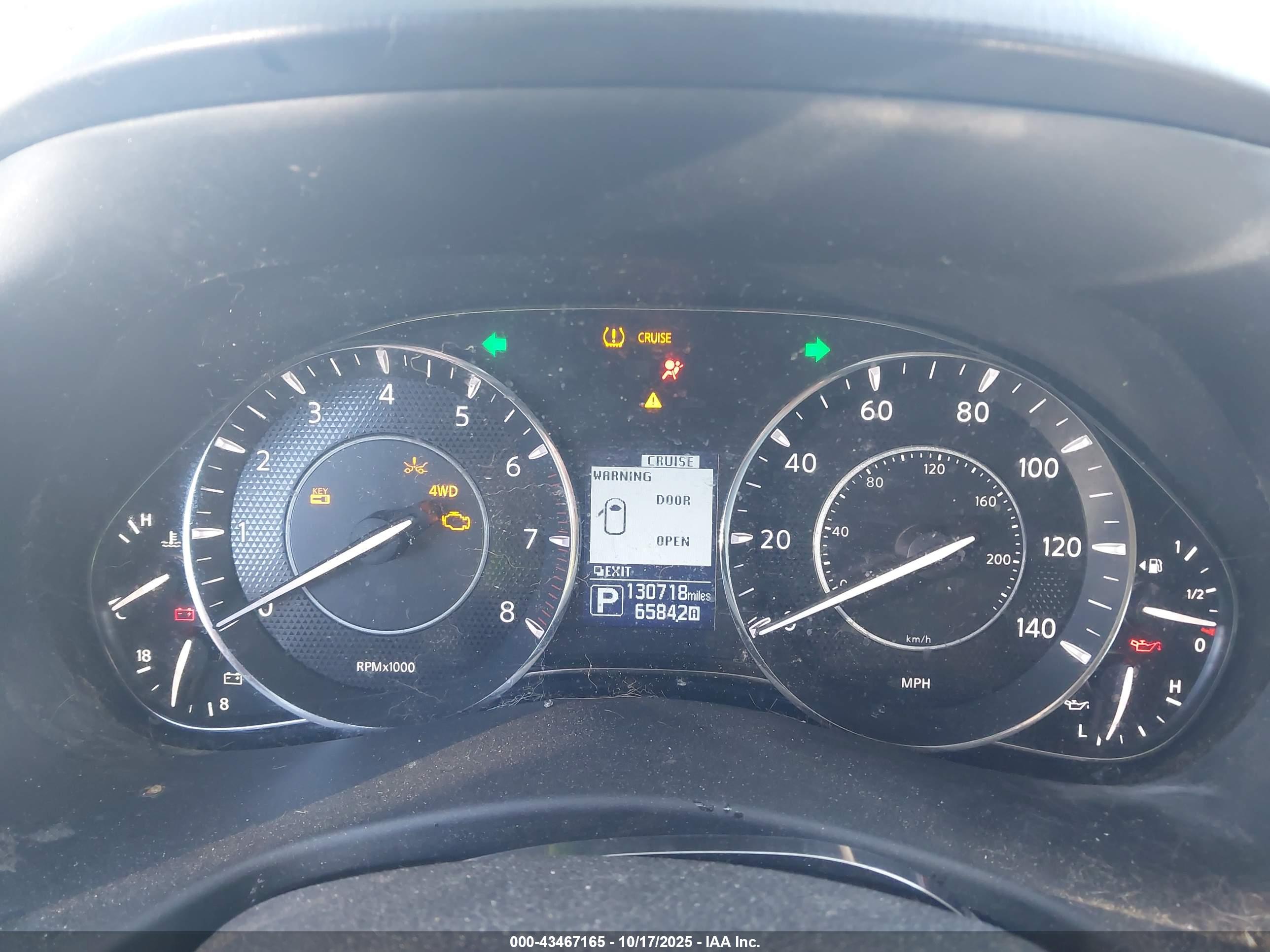 NISSAN ARMADA image 7