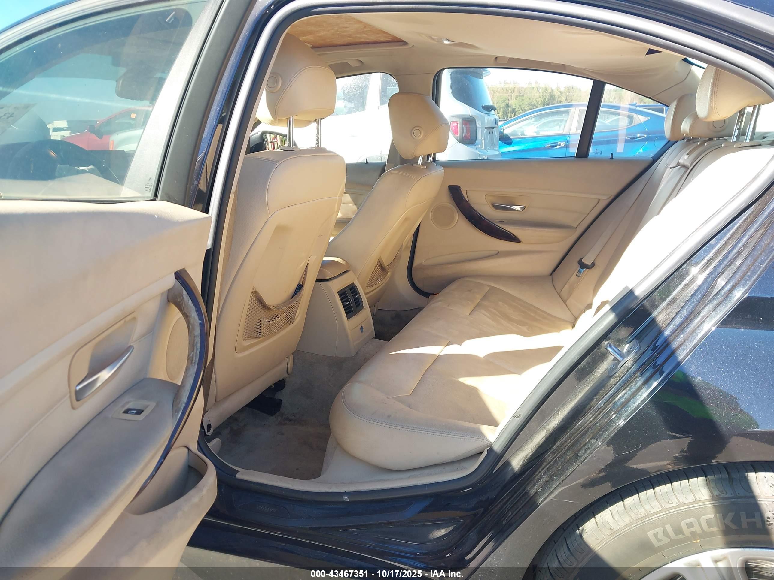 BMW 328I image 8