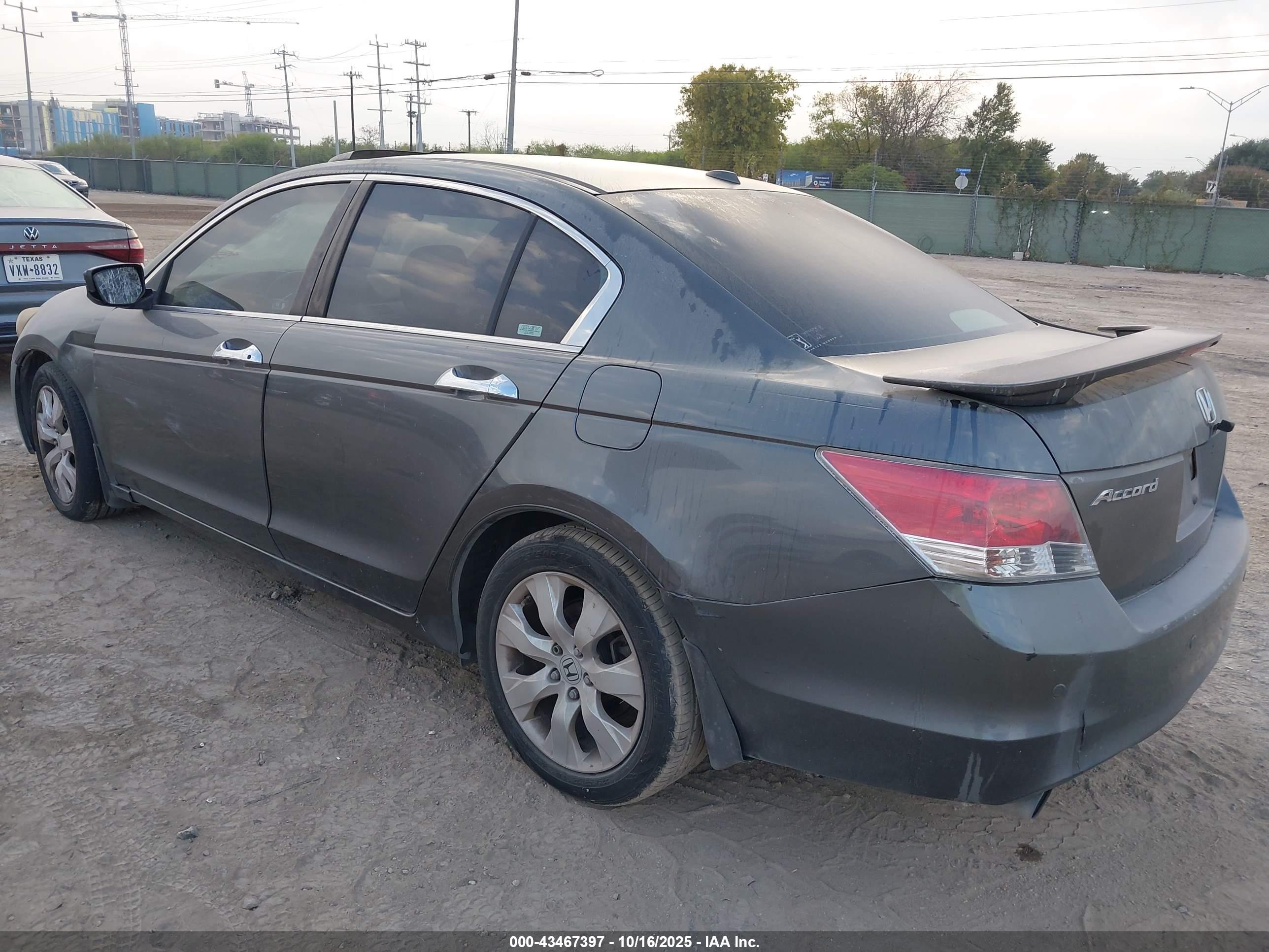 HONDA ACCORD image 3