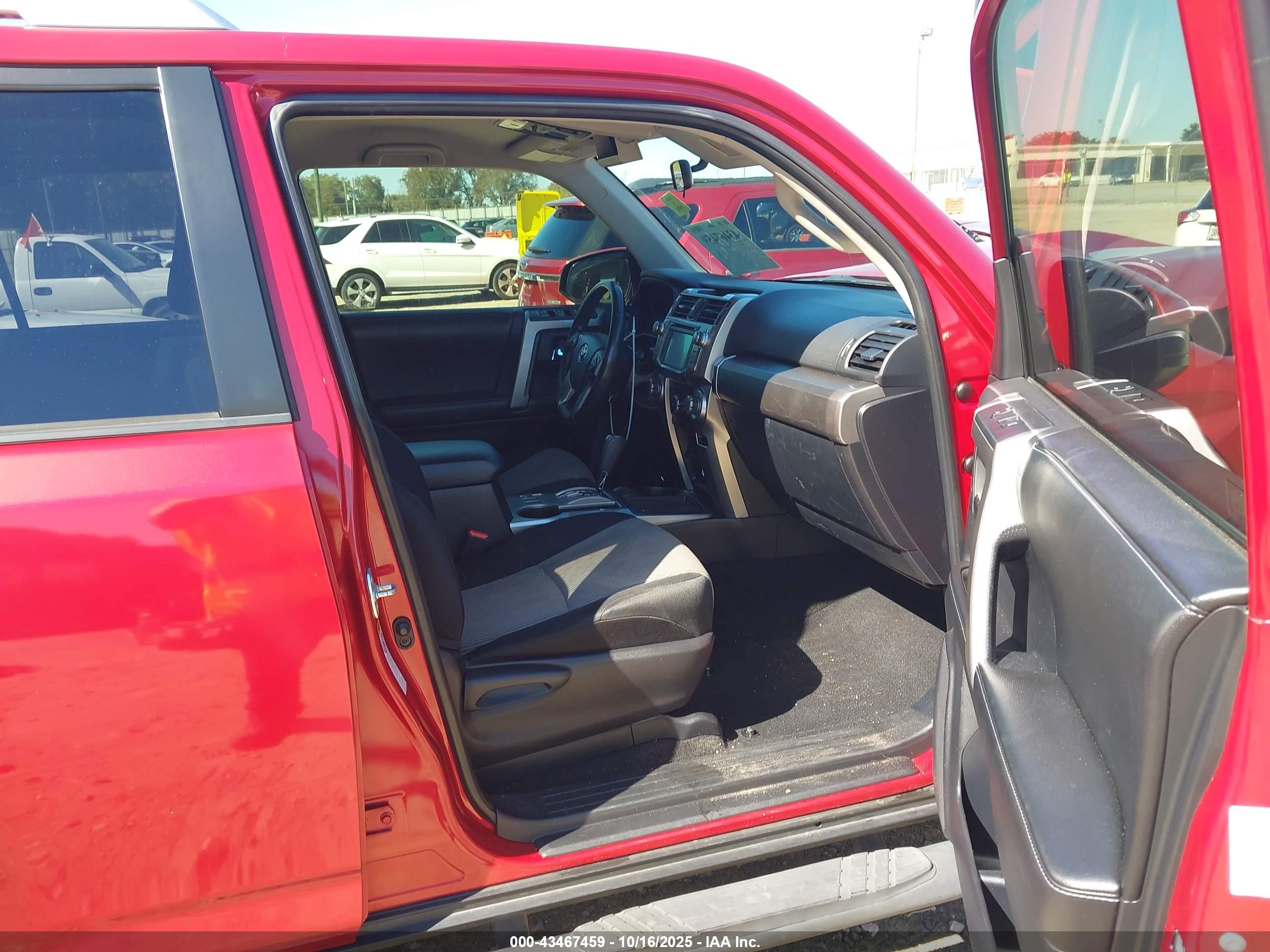 TOYOTA 4RUNNER image 5