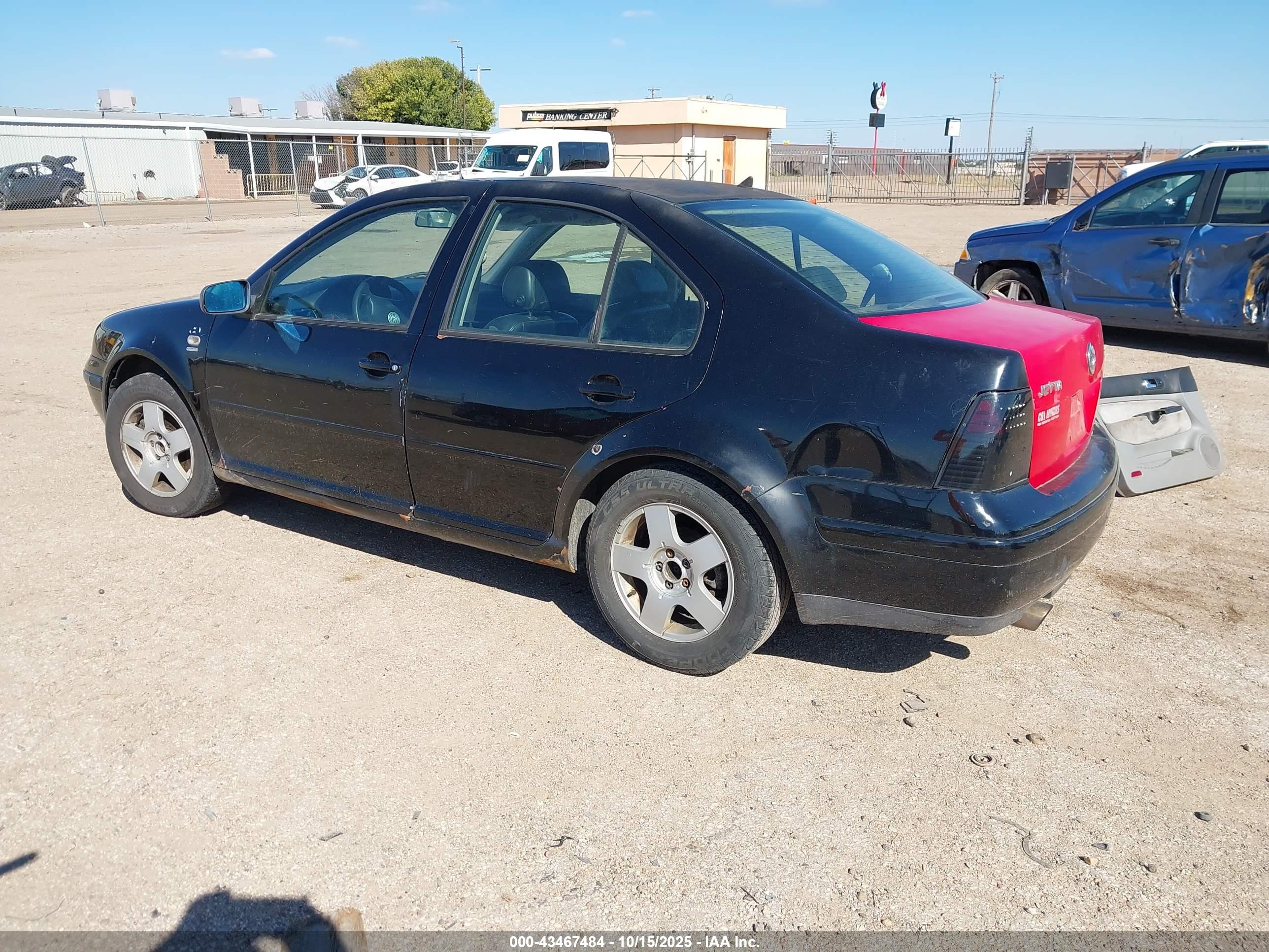 VOLKSWAGEN JETTA image 3