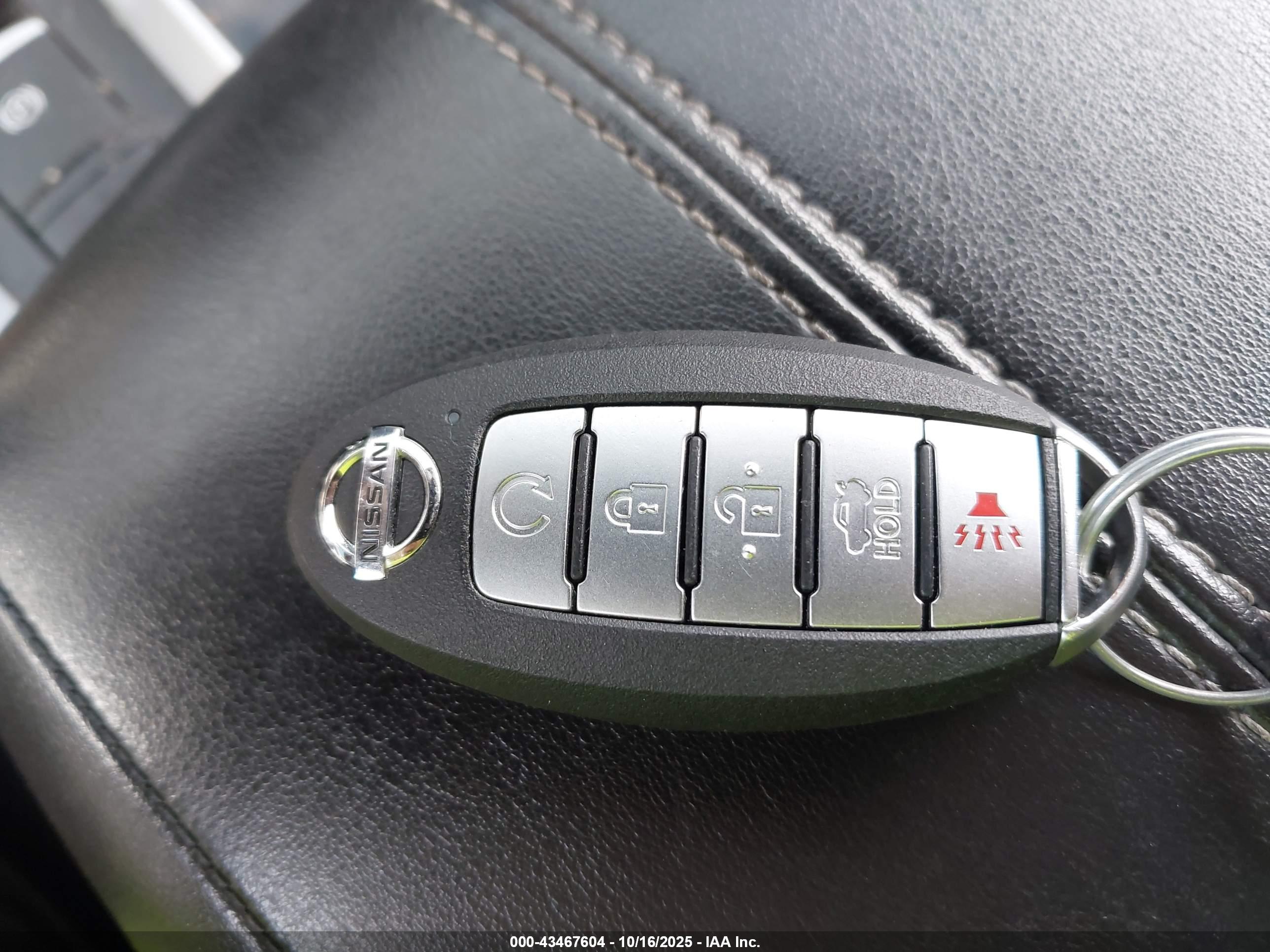 NISSAN ALTIMA image 11