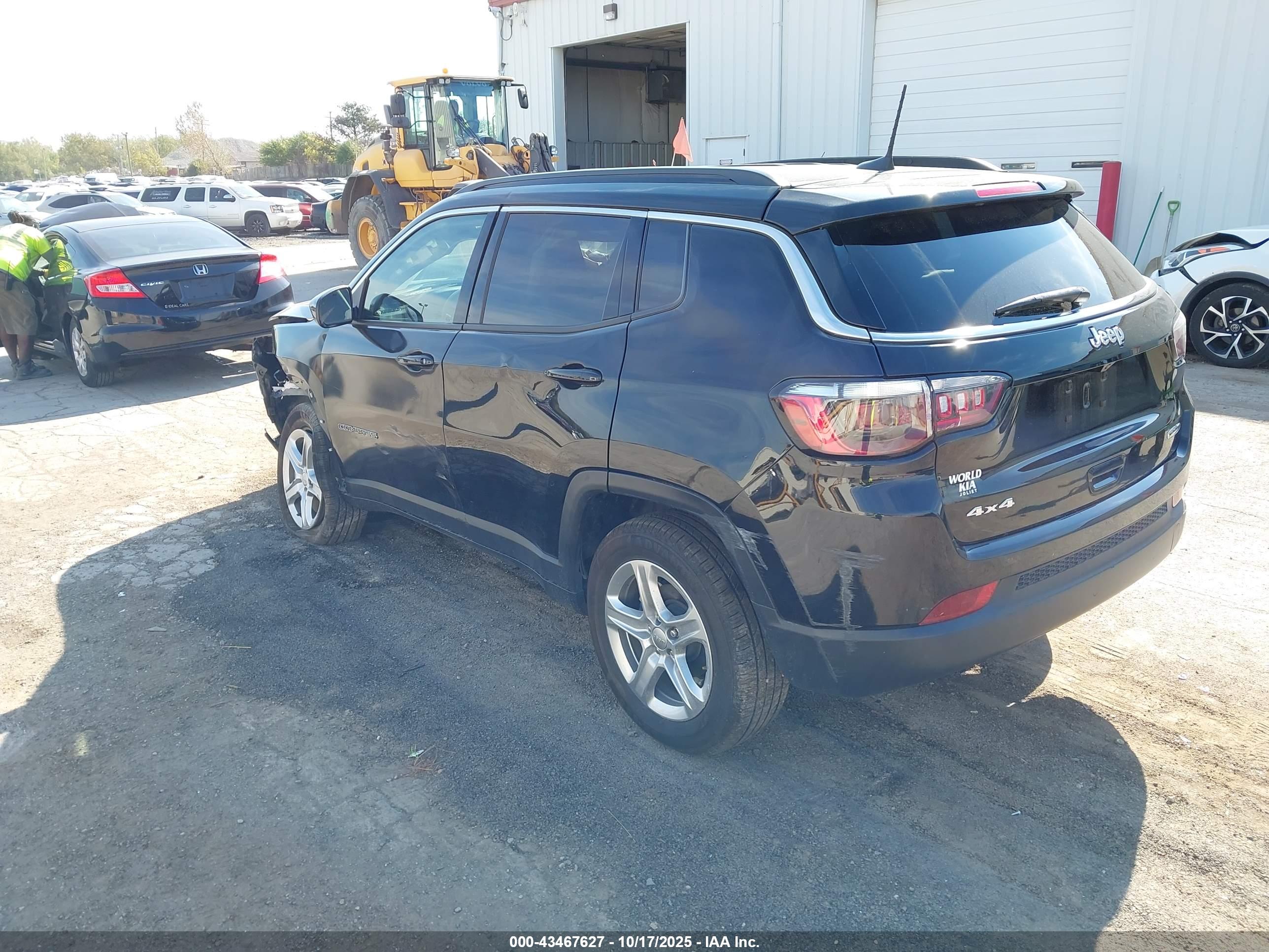 JEEP COMPASS image 3