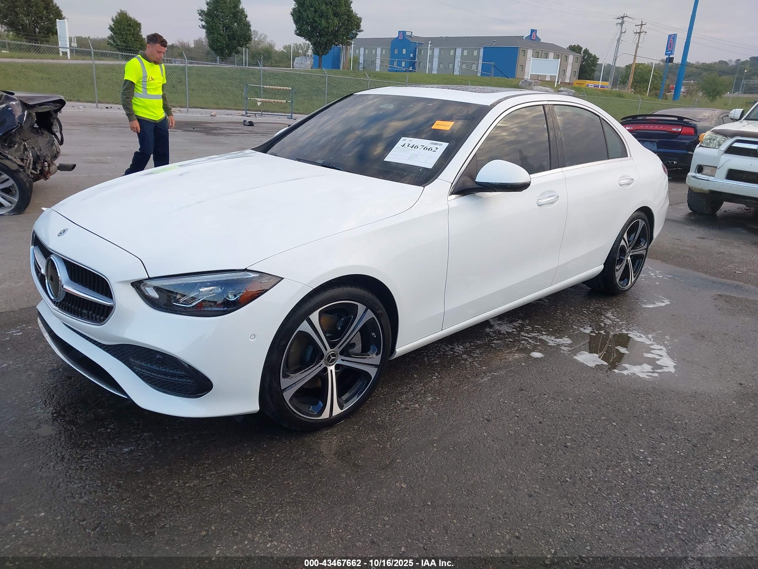 MERCEDES-BENZ C image 2