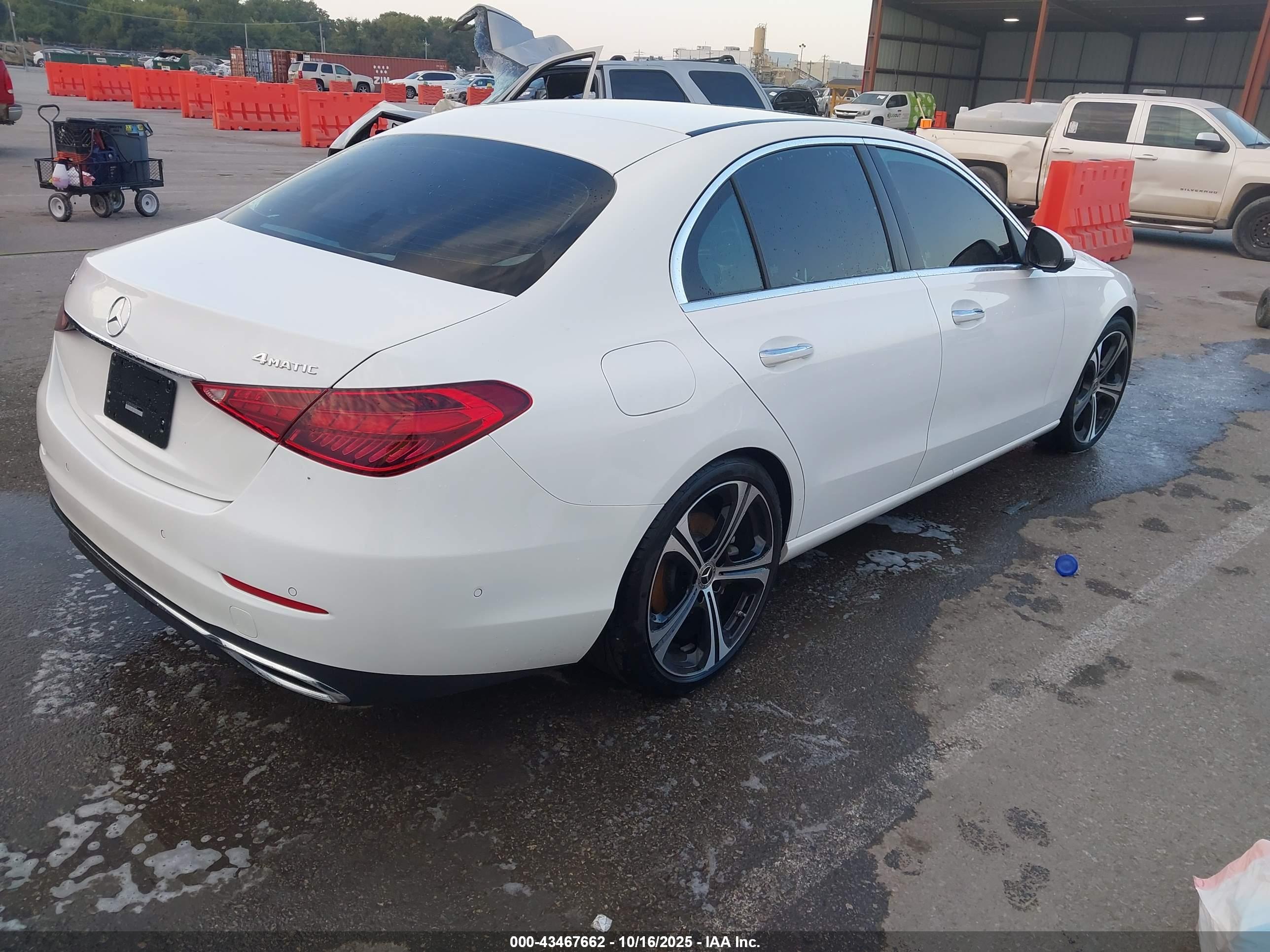 MERCEDES-BENZ C image 4