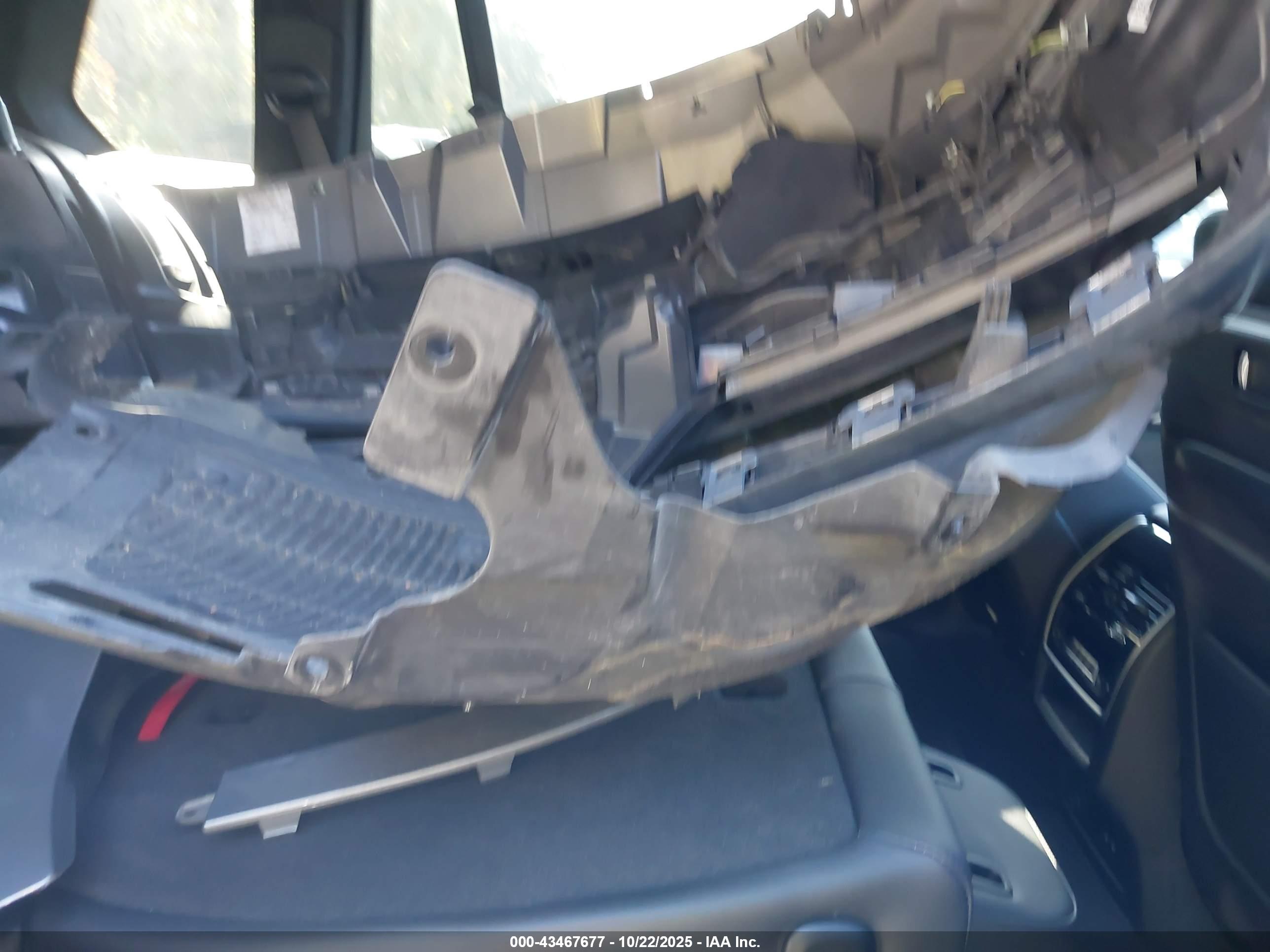 BMW X7 image 8