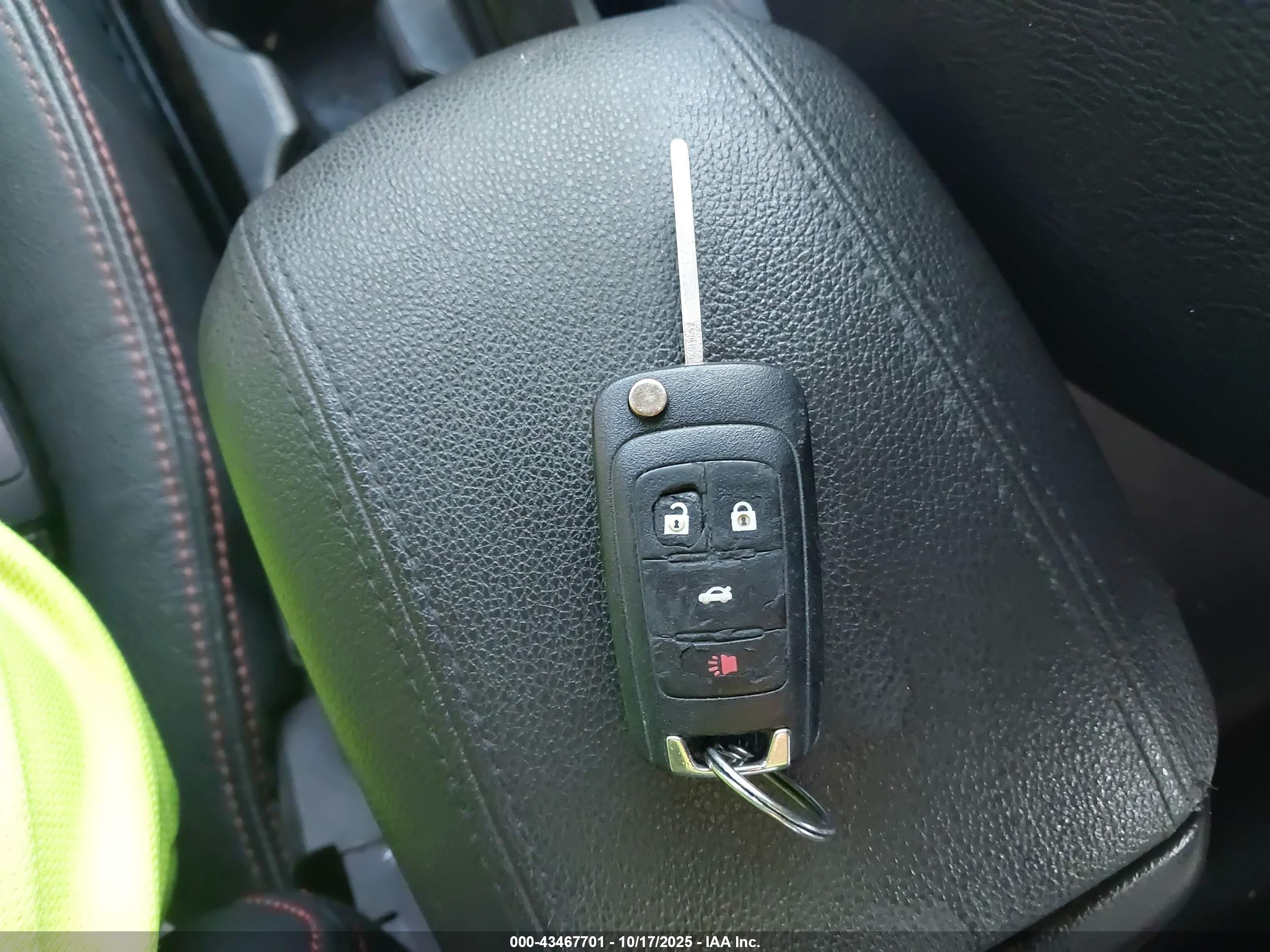 CHEVROLET CRUZE image 11