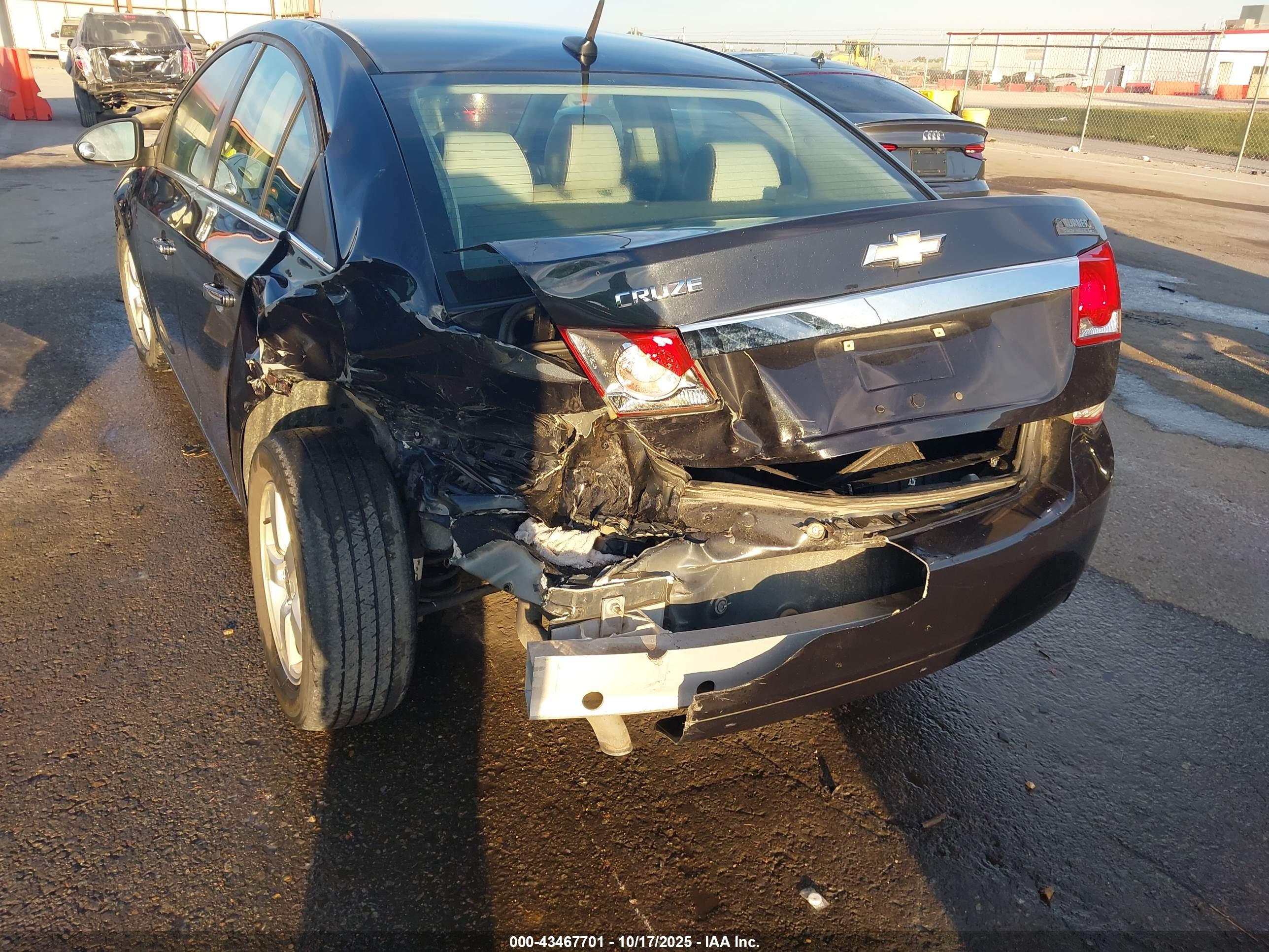 CHEVROLET CRUZE image 6