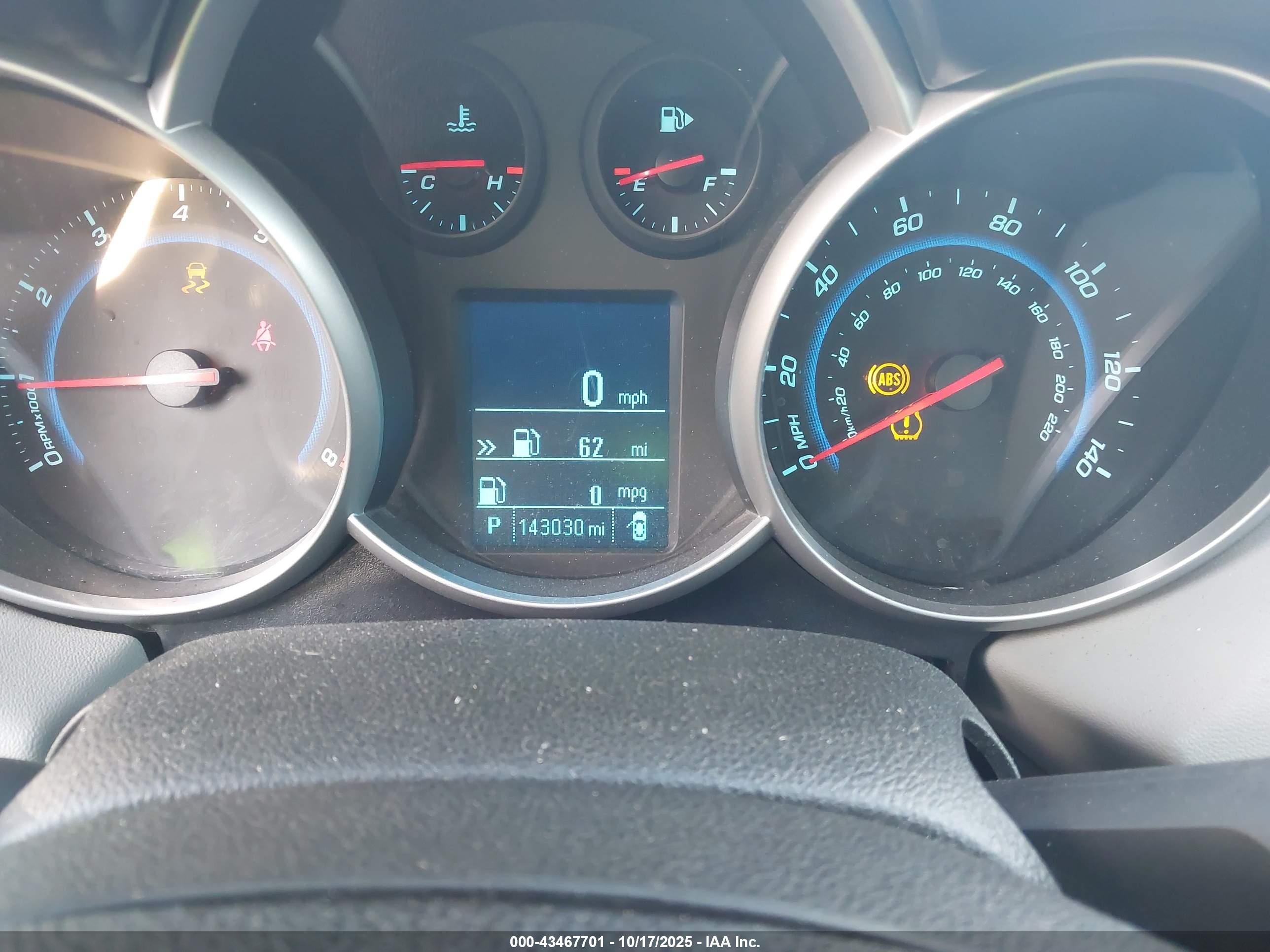 CHEVROLET CRUZE image 7