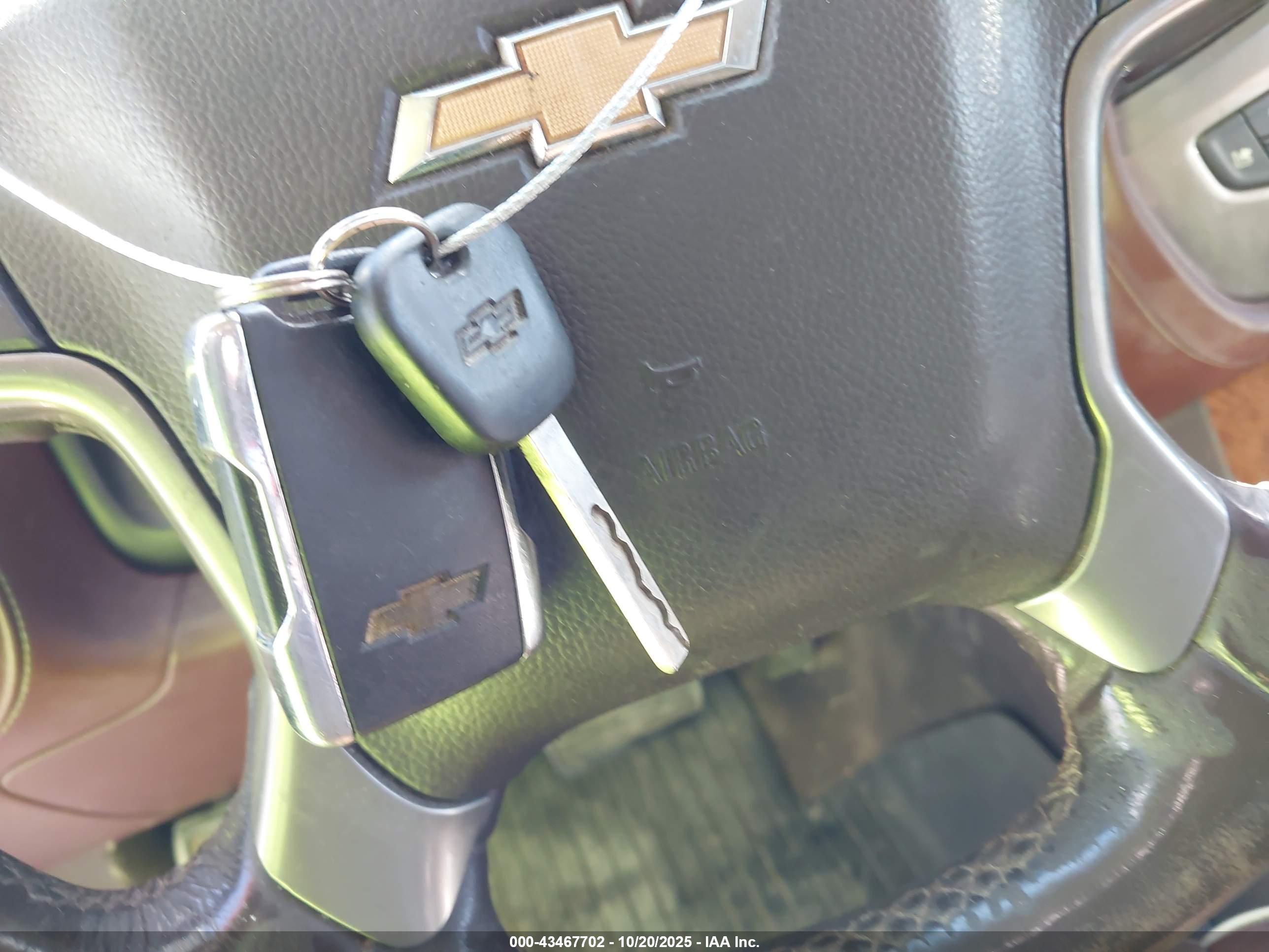 CHEVROLET SILVERADO image 11