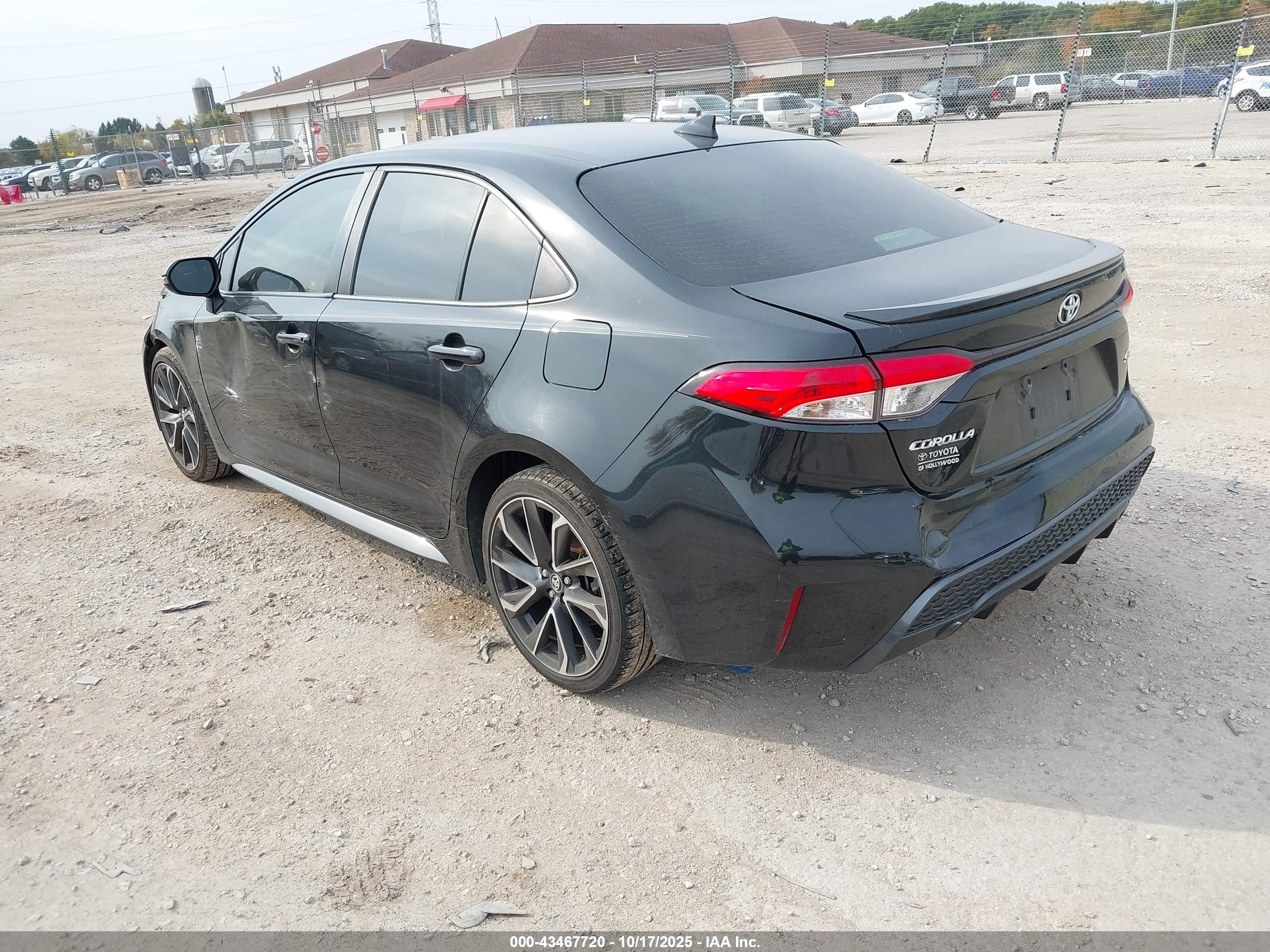 TOYOTA COROLLA image 3