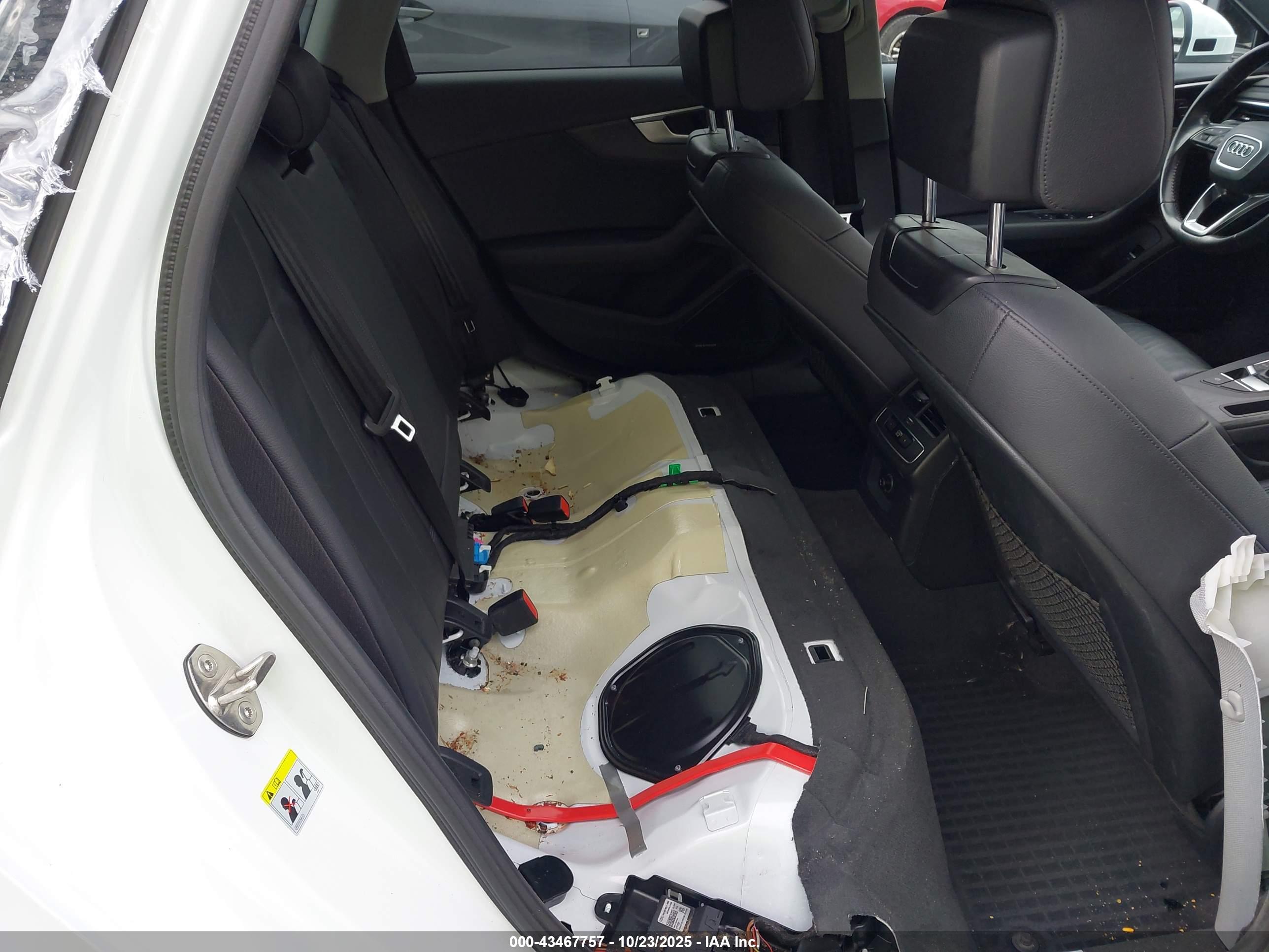 AUDI A4 image 8