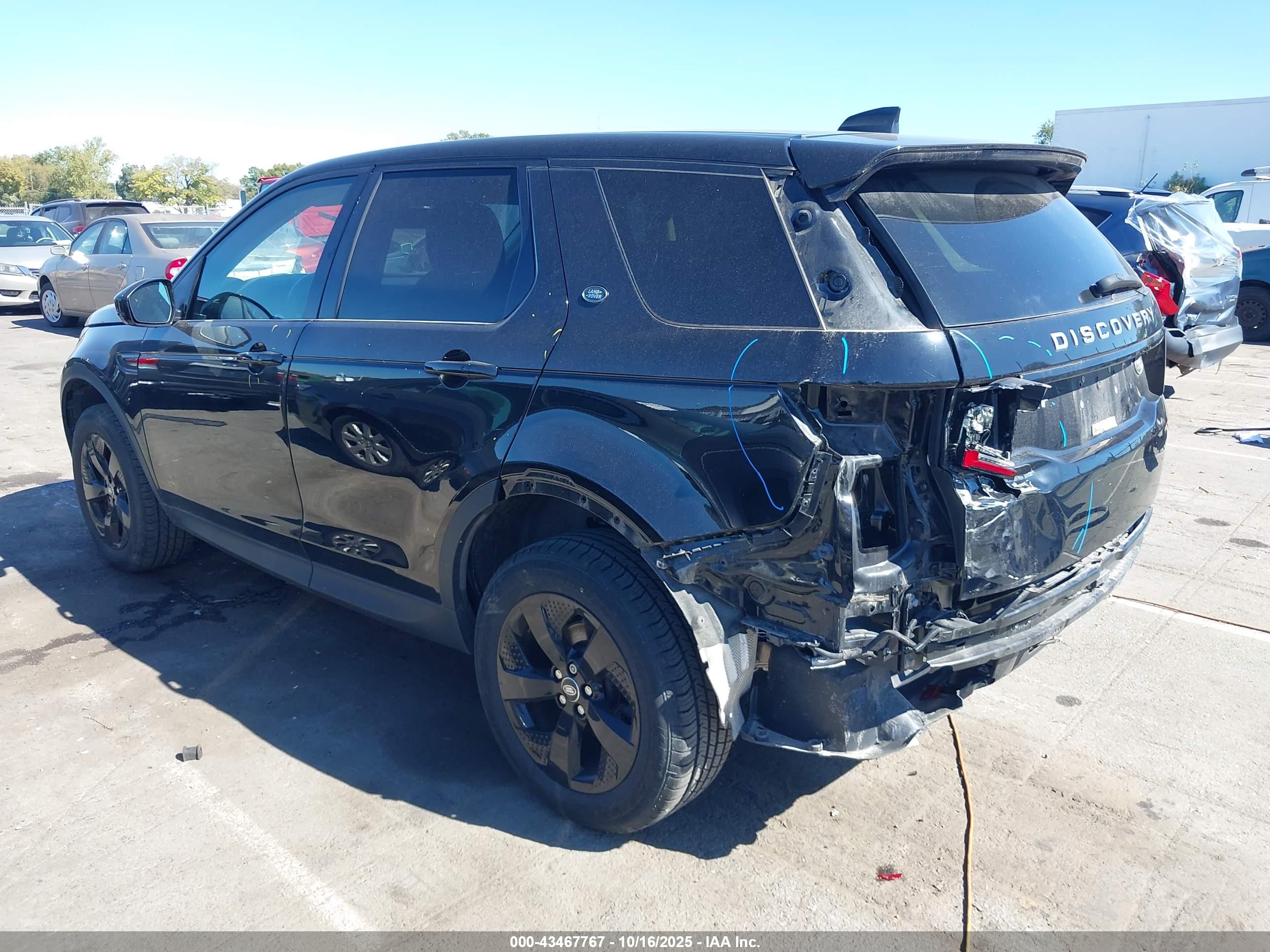 LAND ROVER image 3