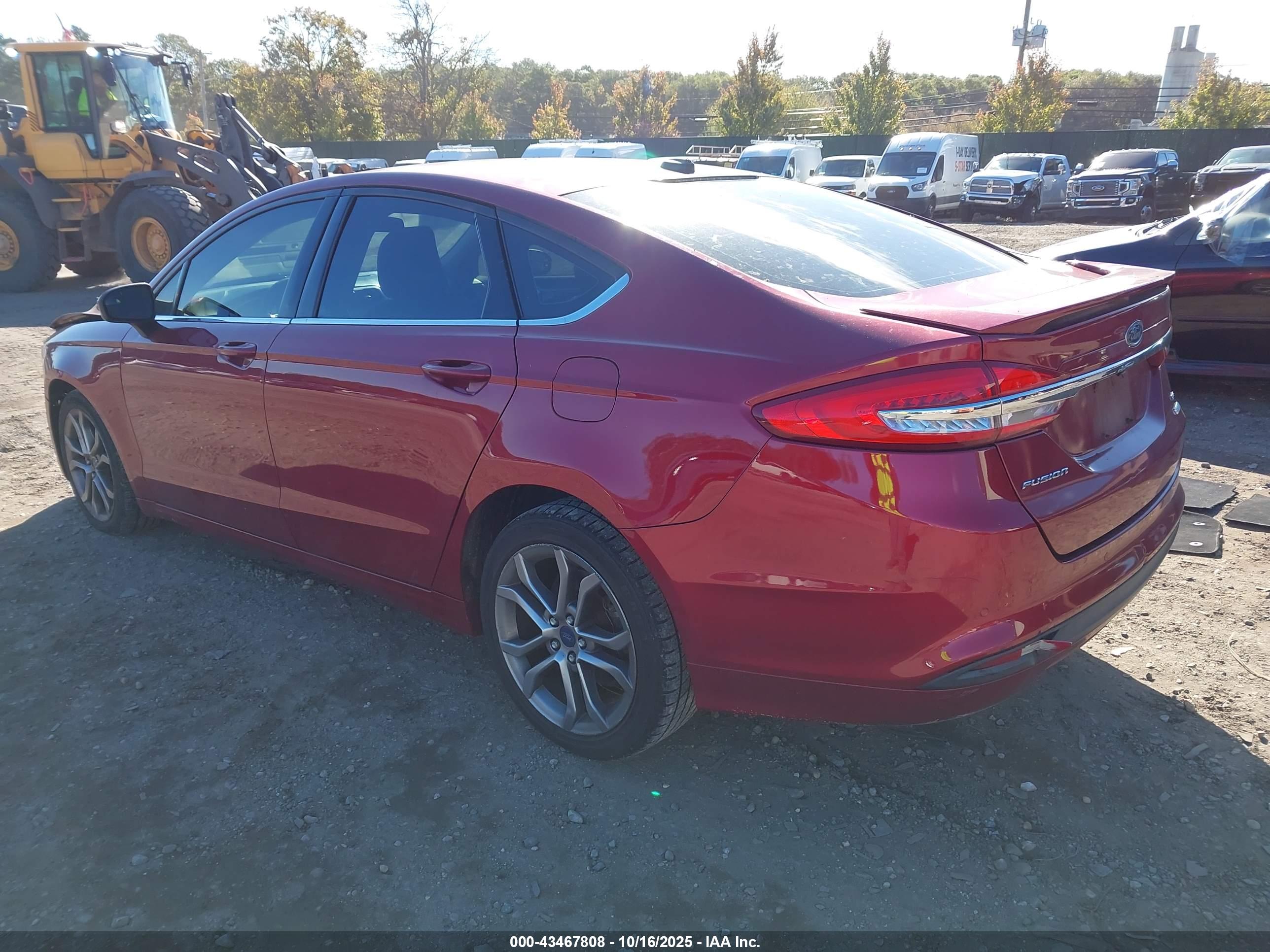 FORD FUSION image 3