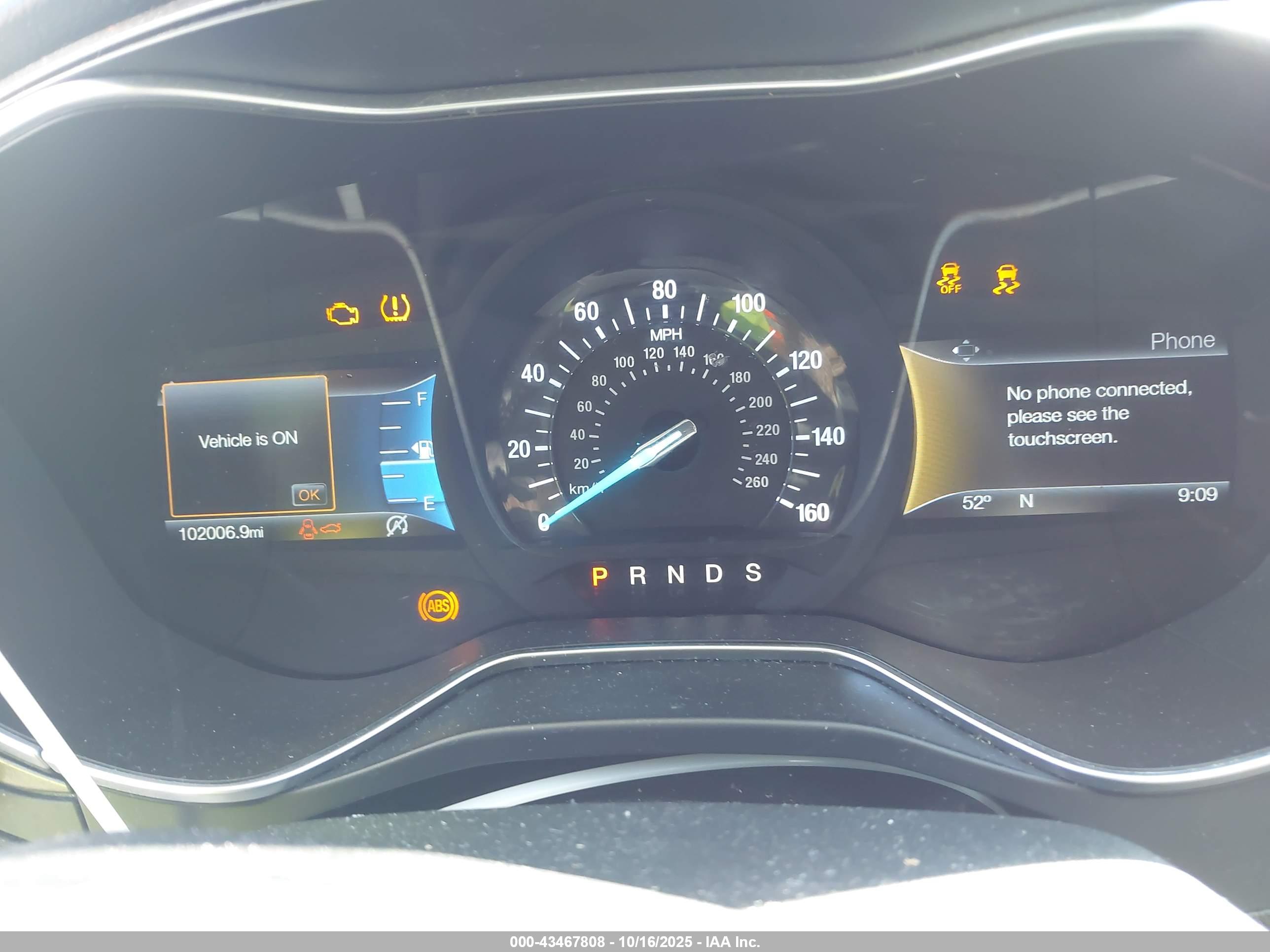 FORD FUSION image 7