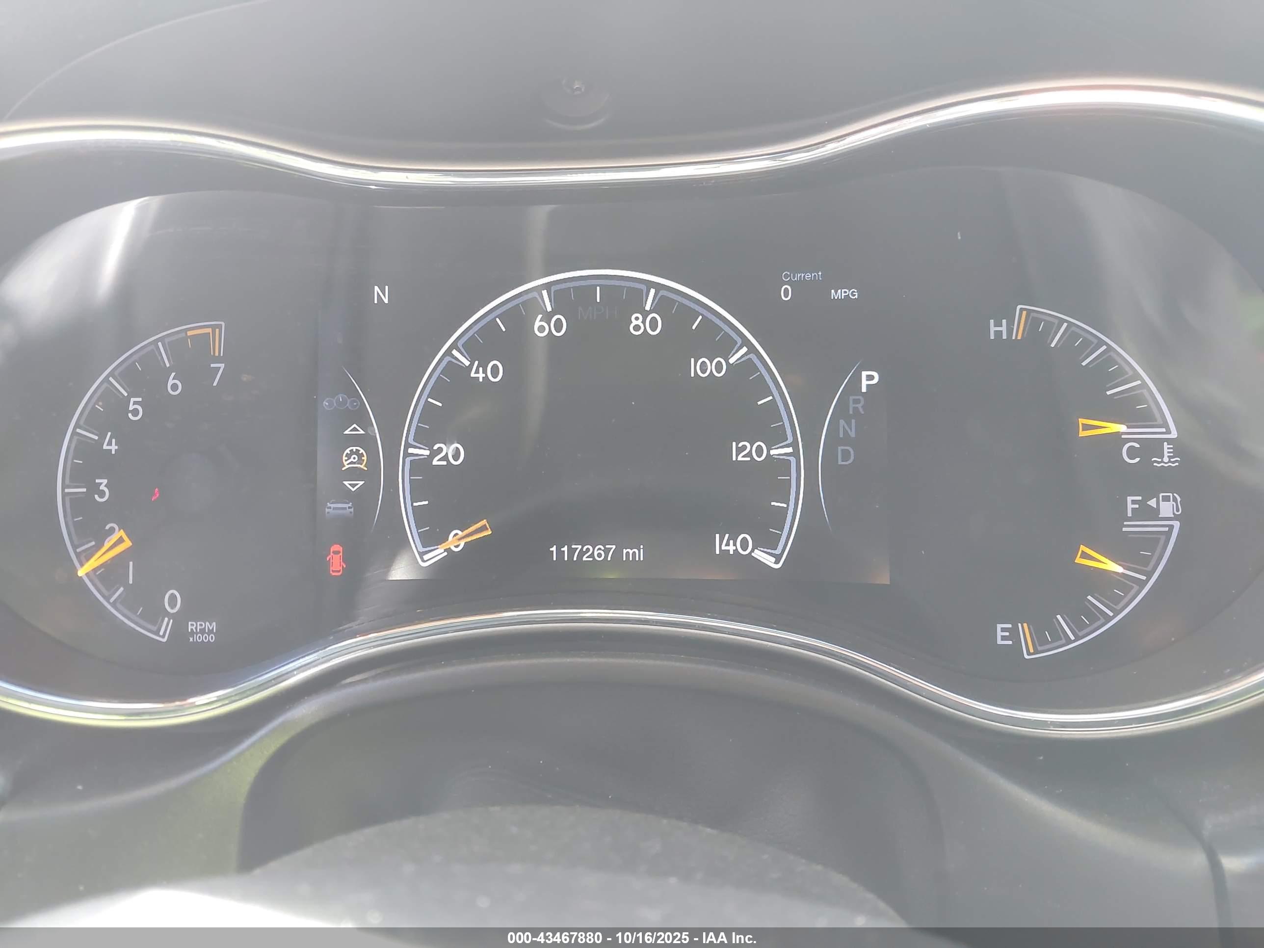 JEEP GRAND image 7