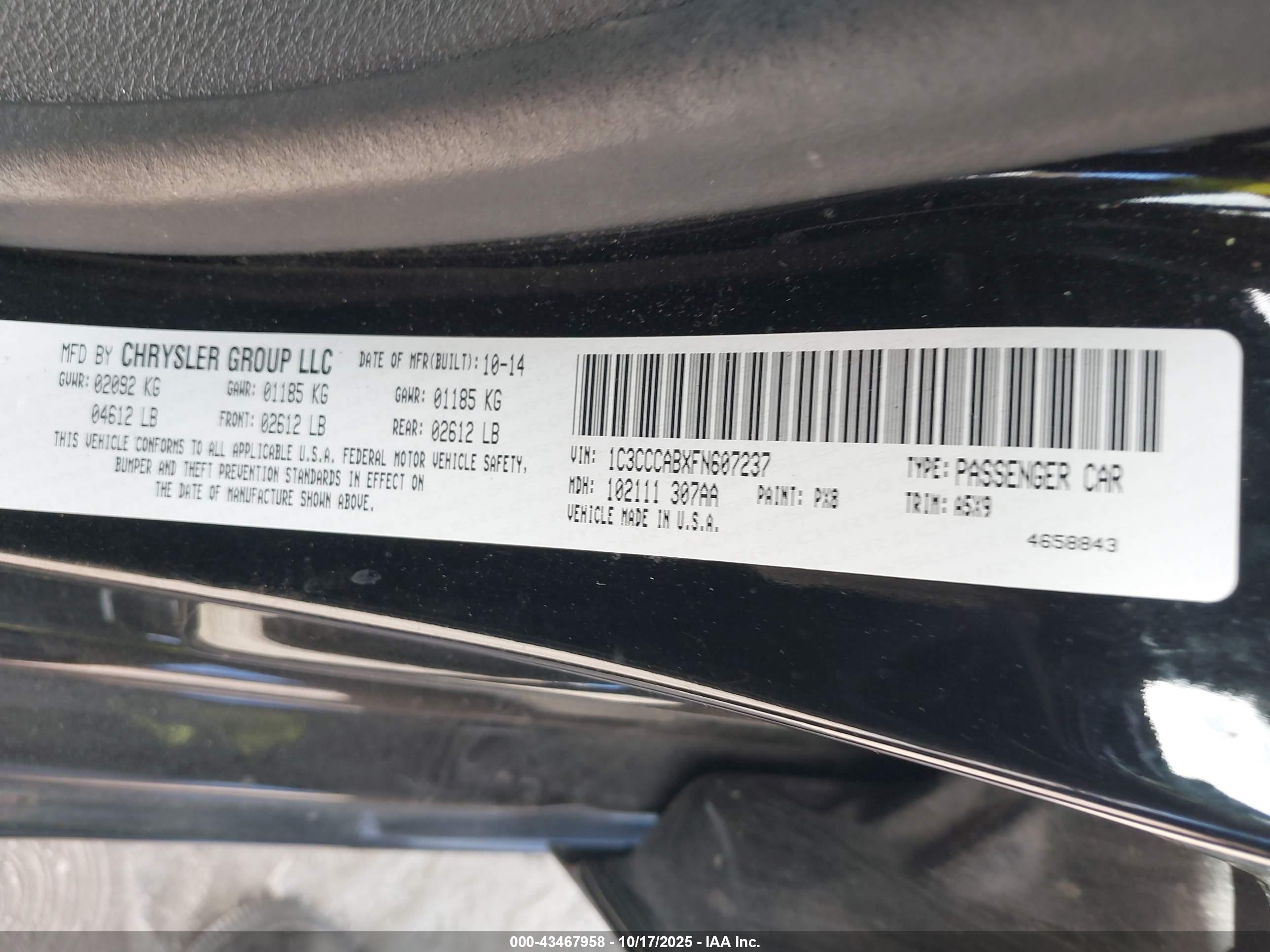 CHRYSLER 200 image 9