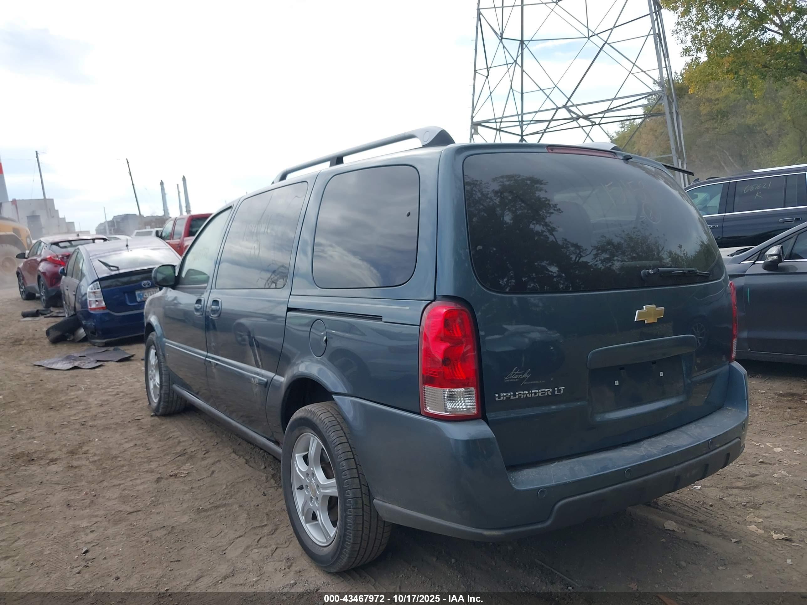 CHEVROLET UPLANDER image 3