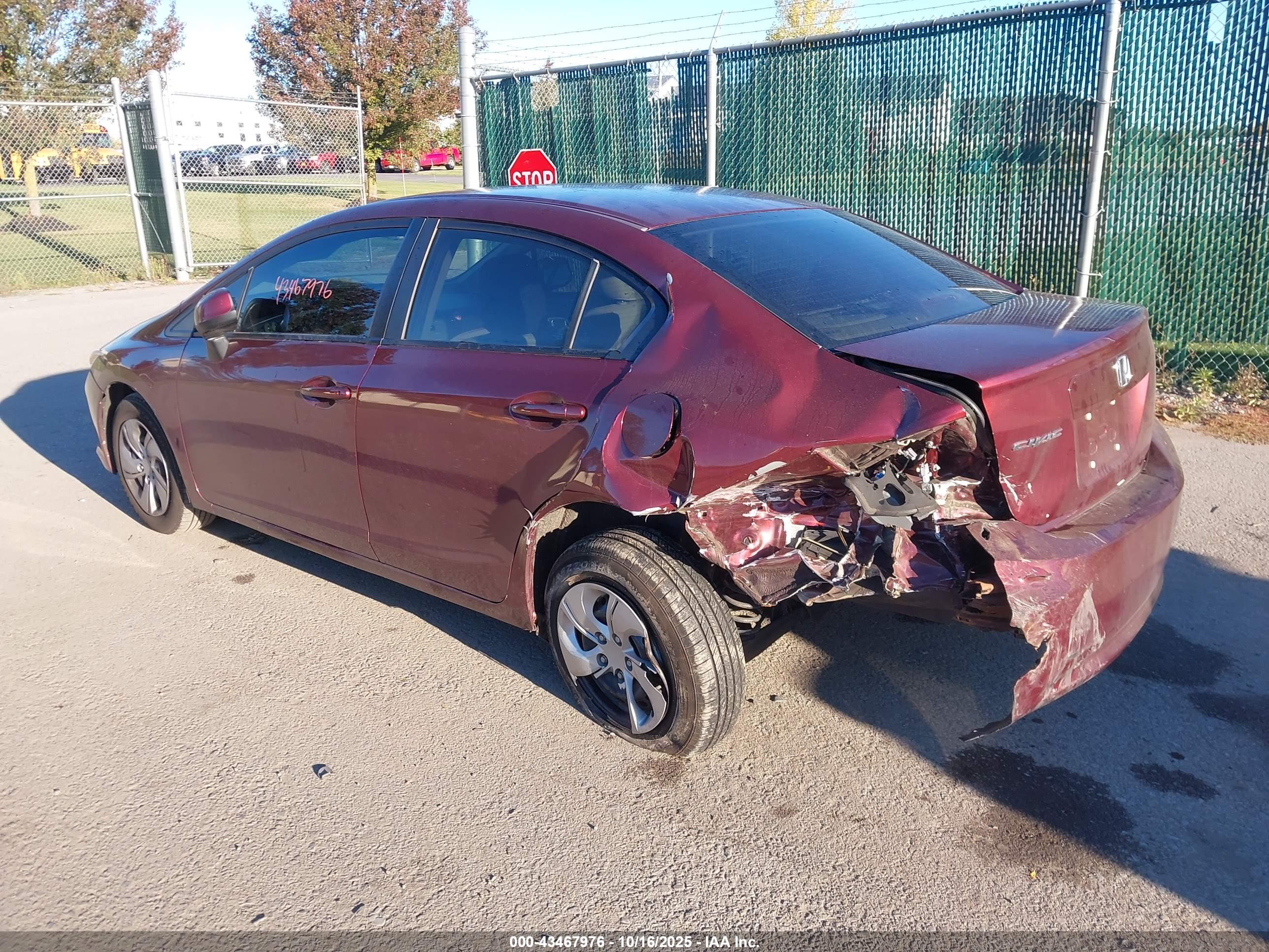 HONDA CIVIC image 3