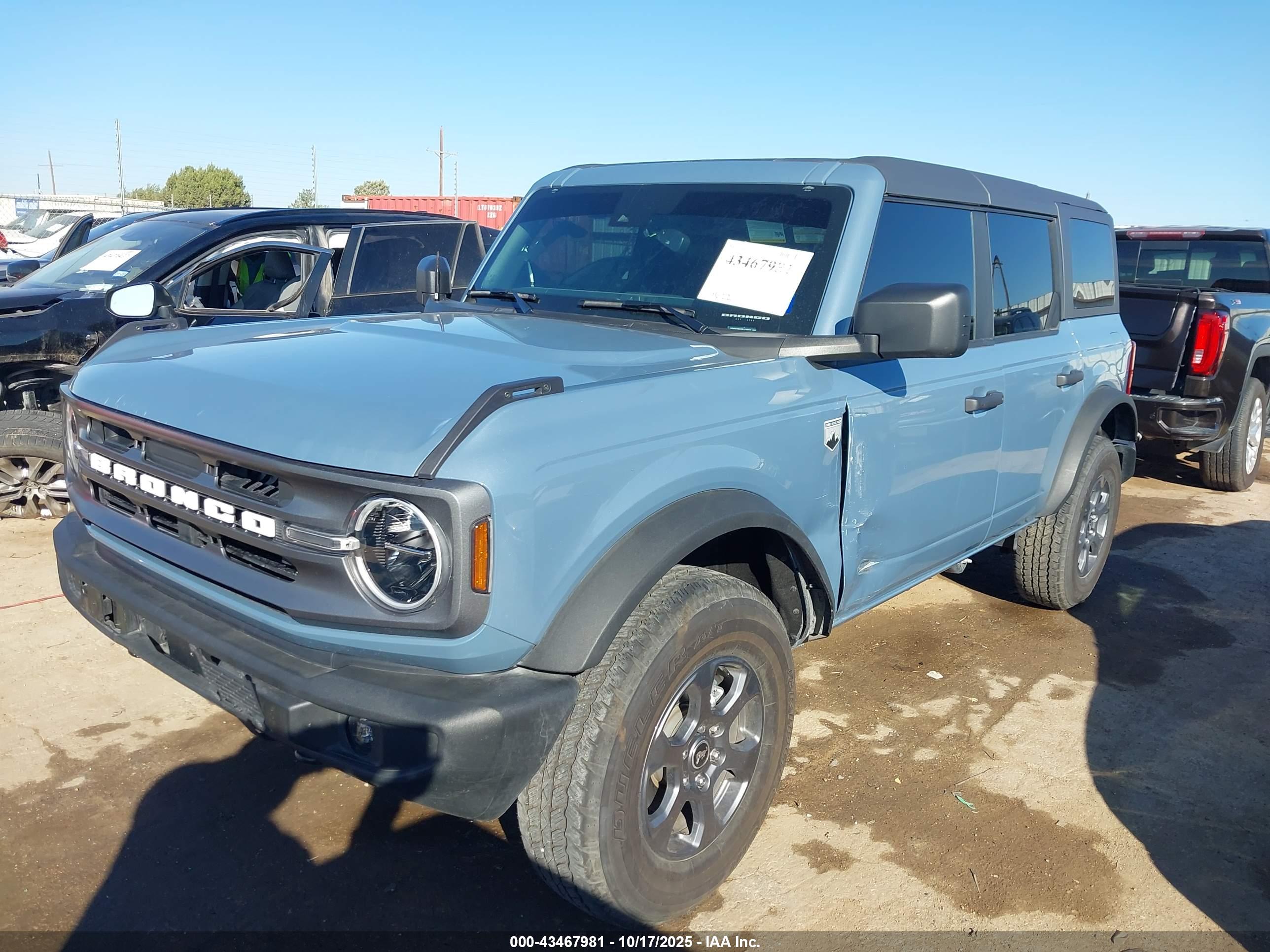 FORD BRONCO image 2