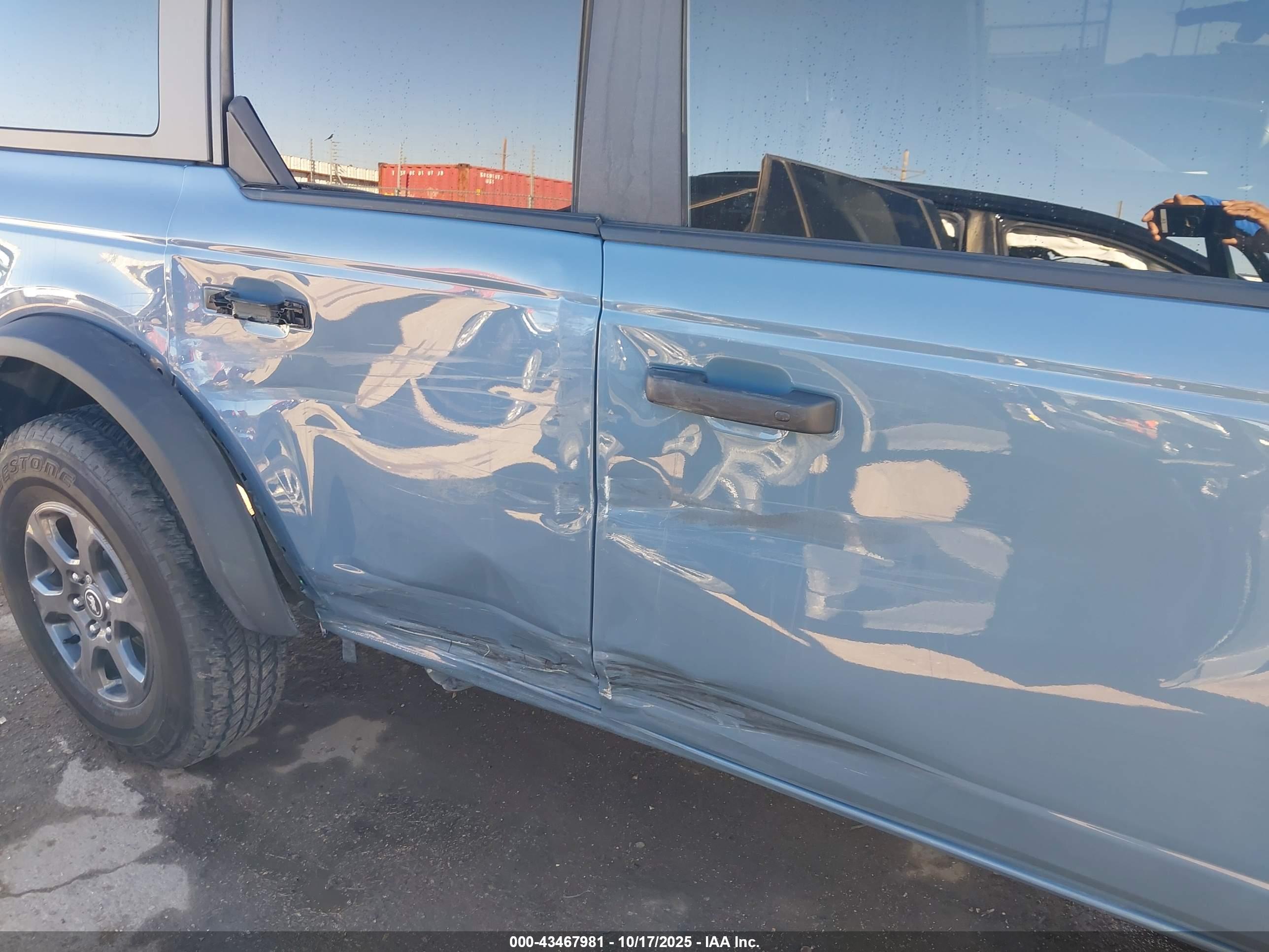 FORD BRONCO image 6