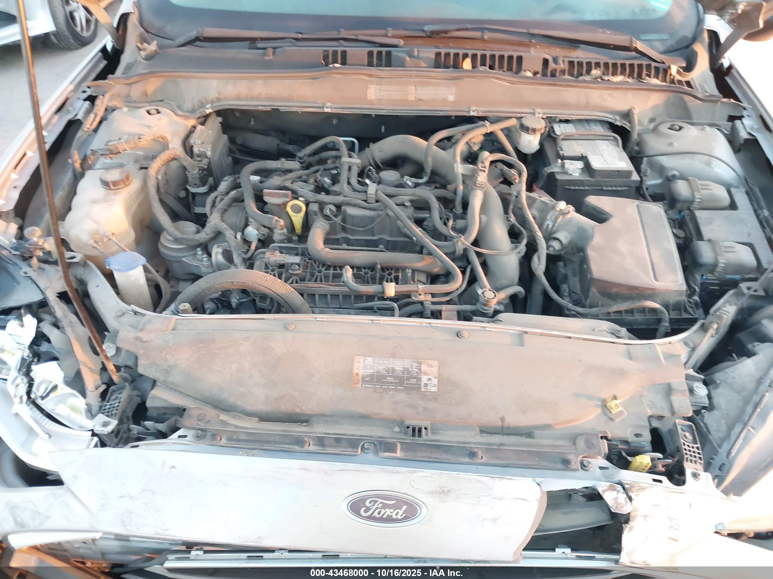 FORD FUSION image 10
