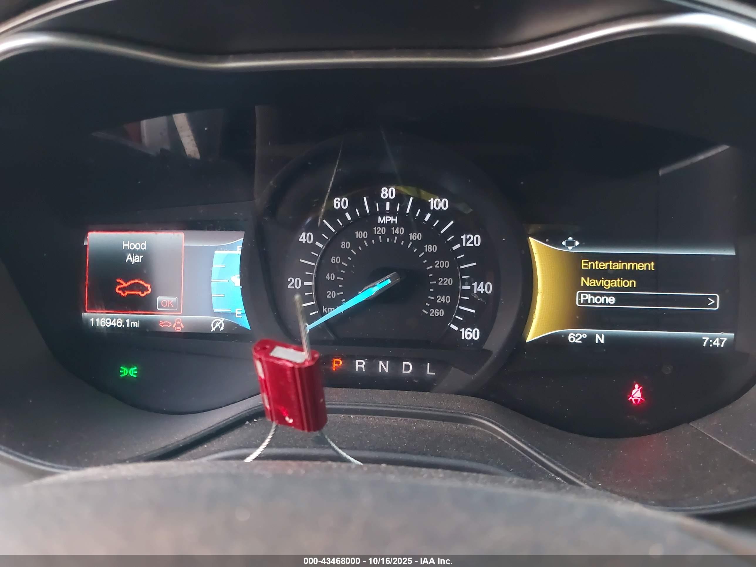 FORD FUSION image 7