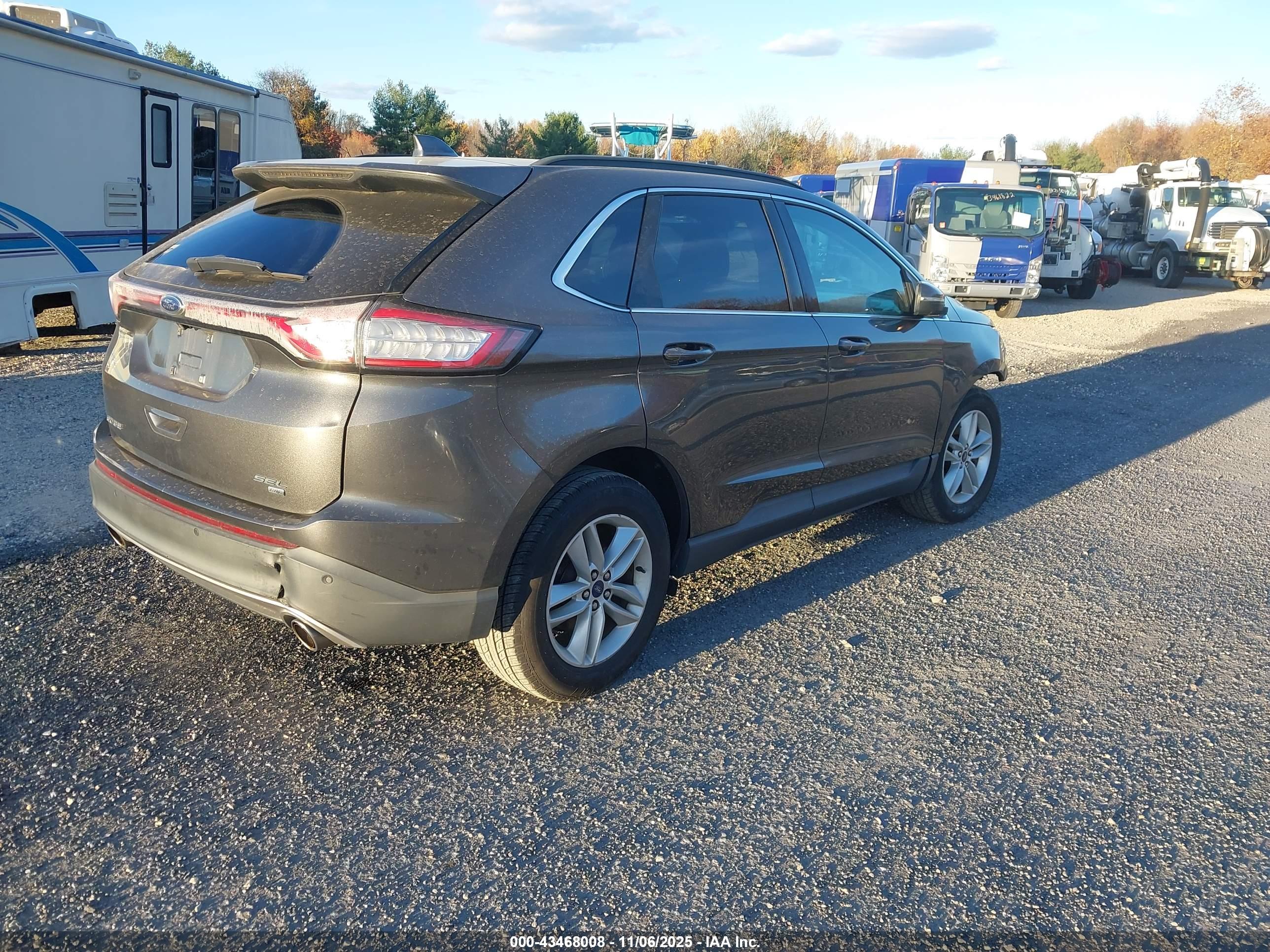 FORD EDGE image 4