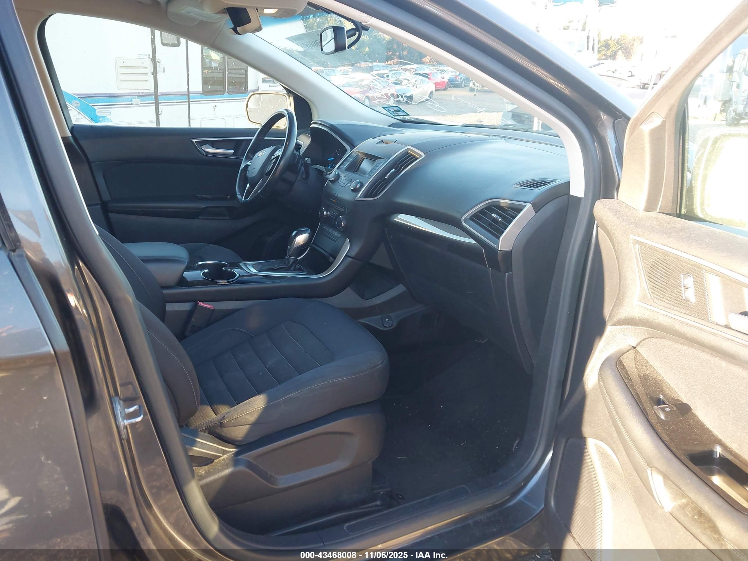 FORD EDGE image 5