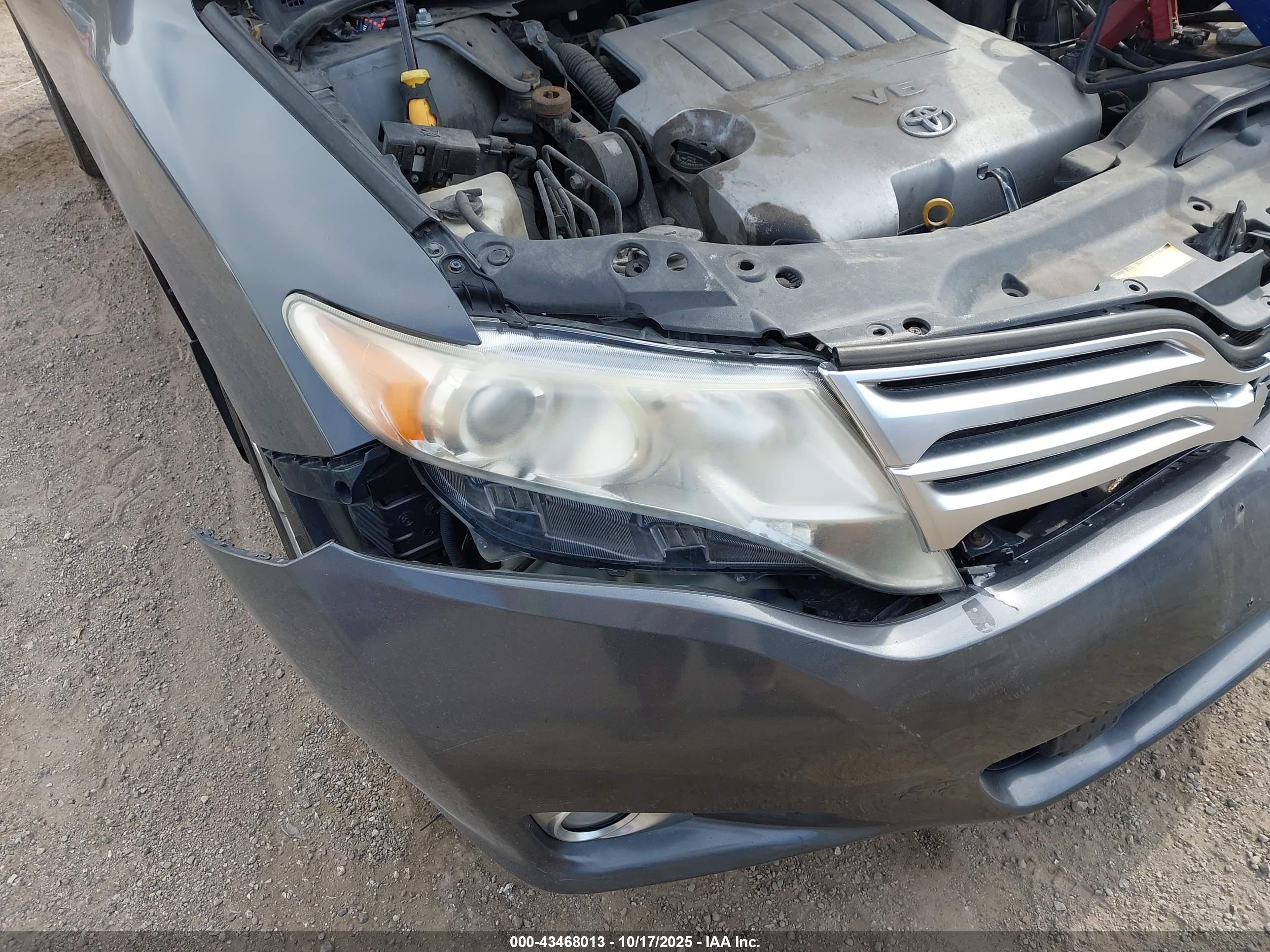 TOYOTA VENZA image 6