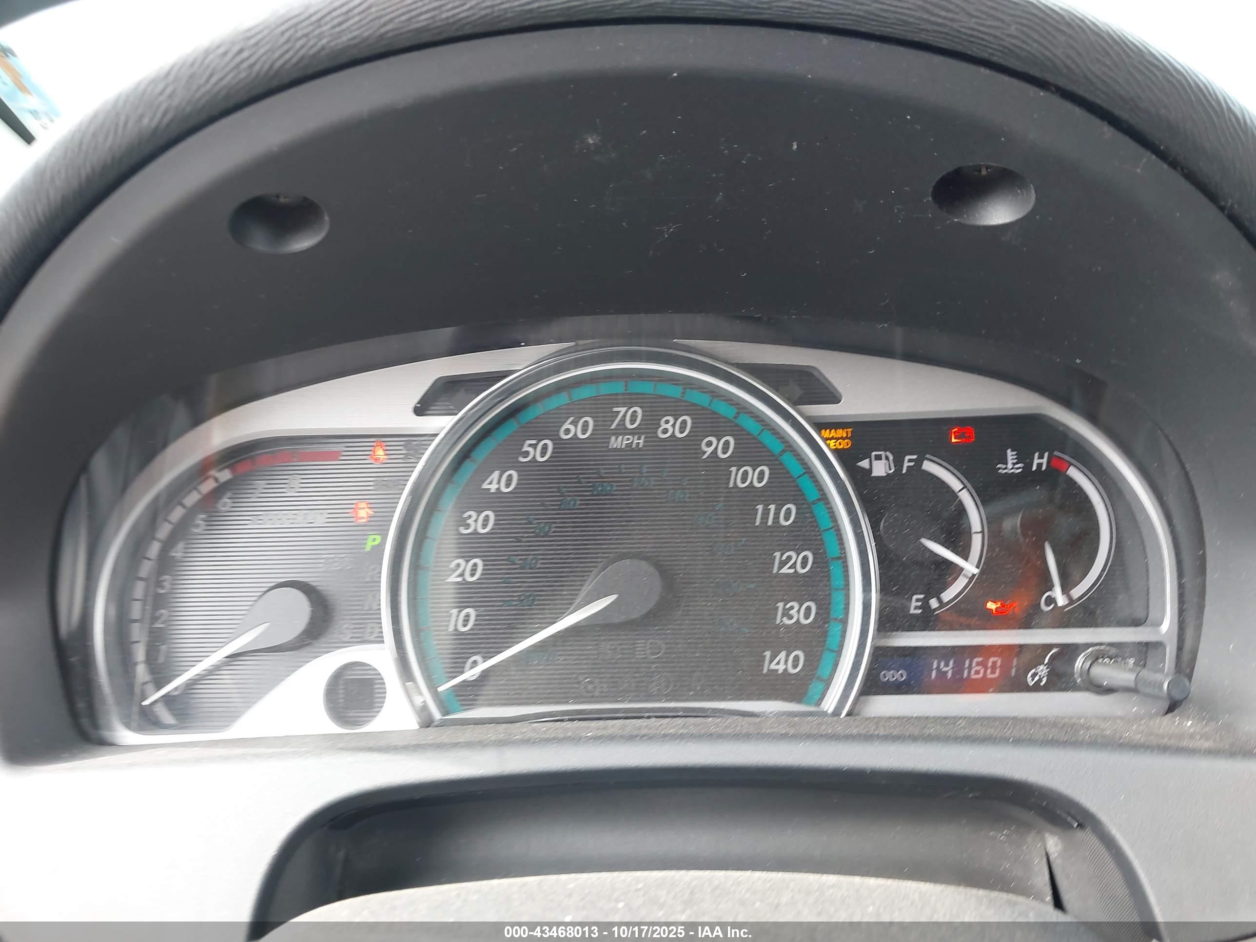 TOYOTA VENZA image 7