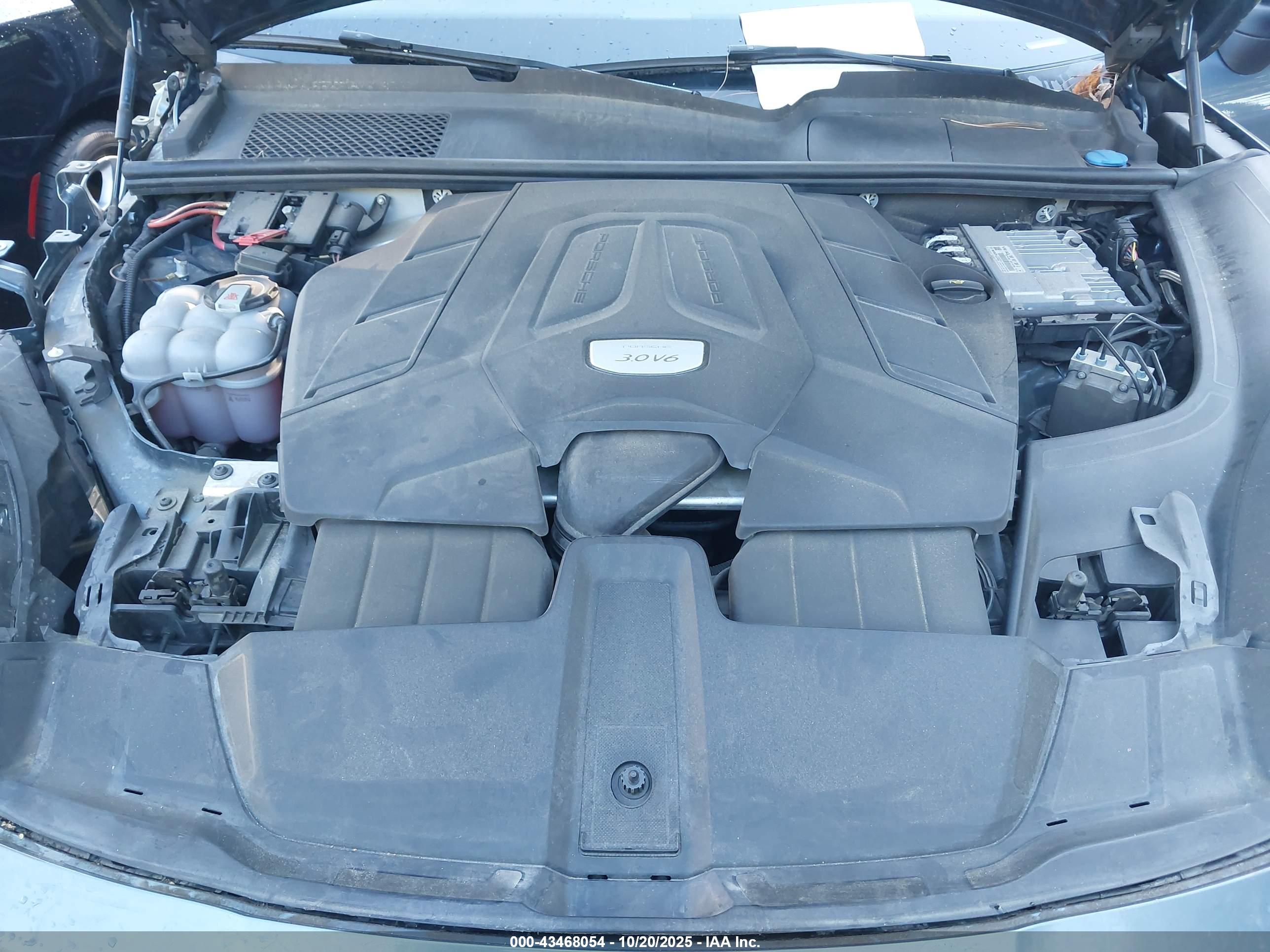 PORSCHE CAYENNE image 10