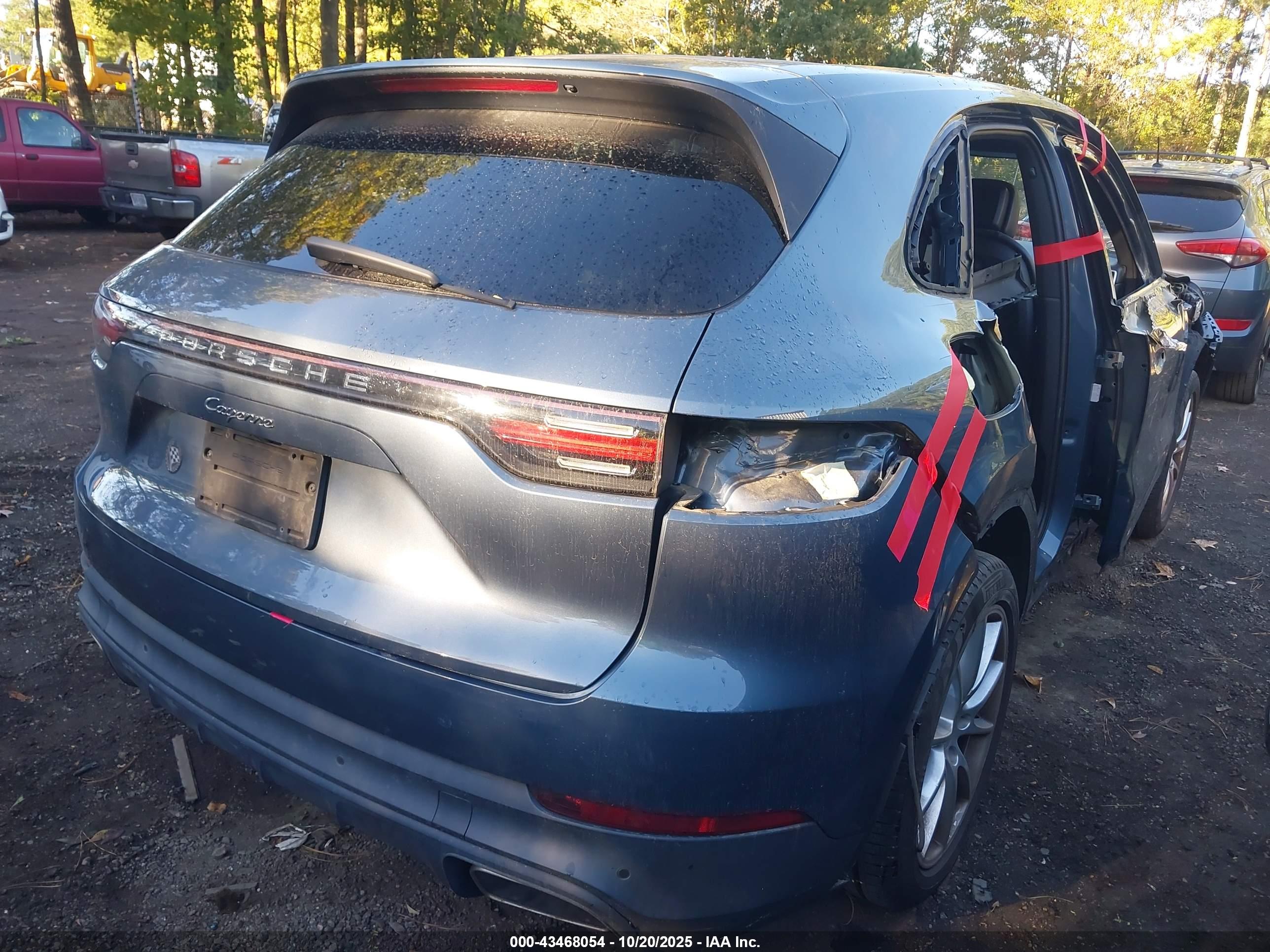 PORSCHE CAYENNE image 4