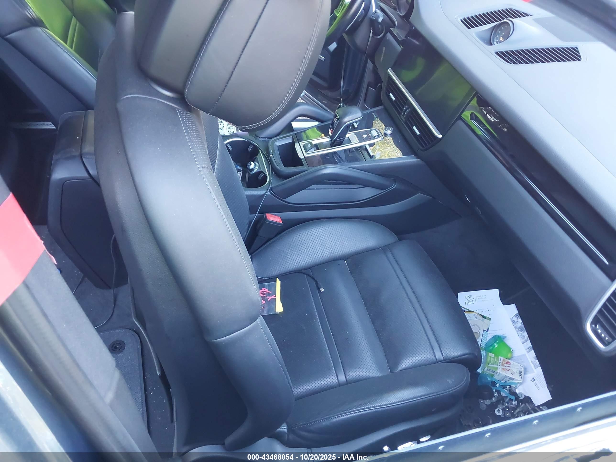 PORSCHE CAYENNE image 5