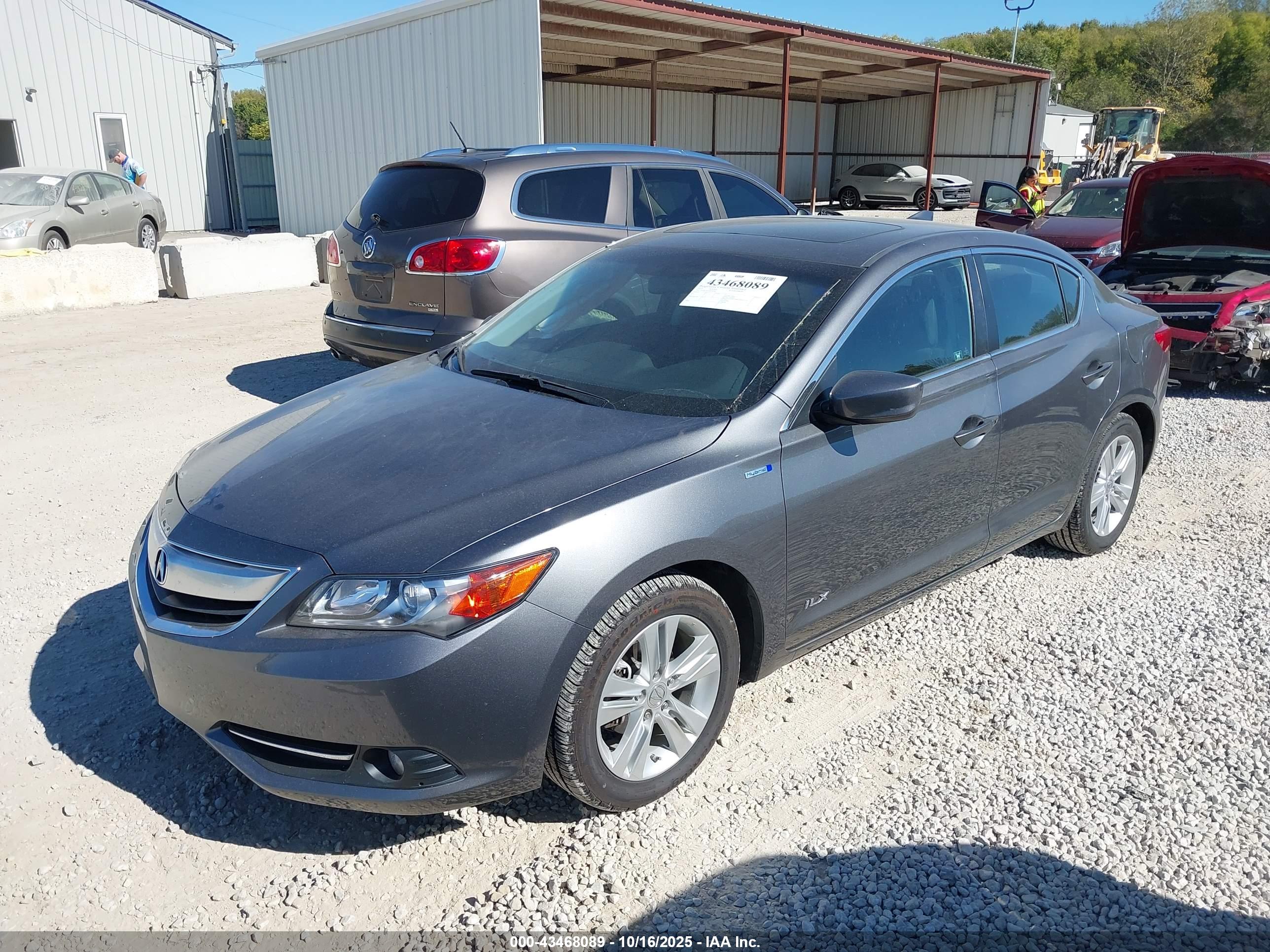 ACURA ILX image 2