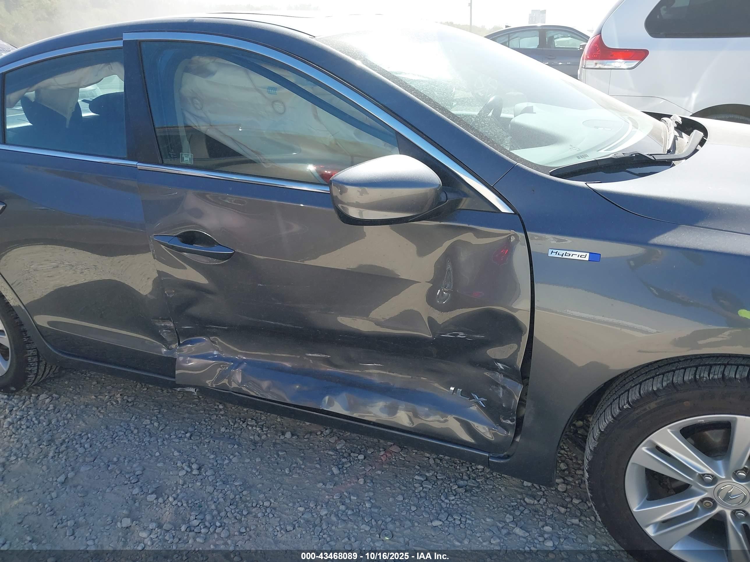 ACURA ILX image 6