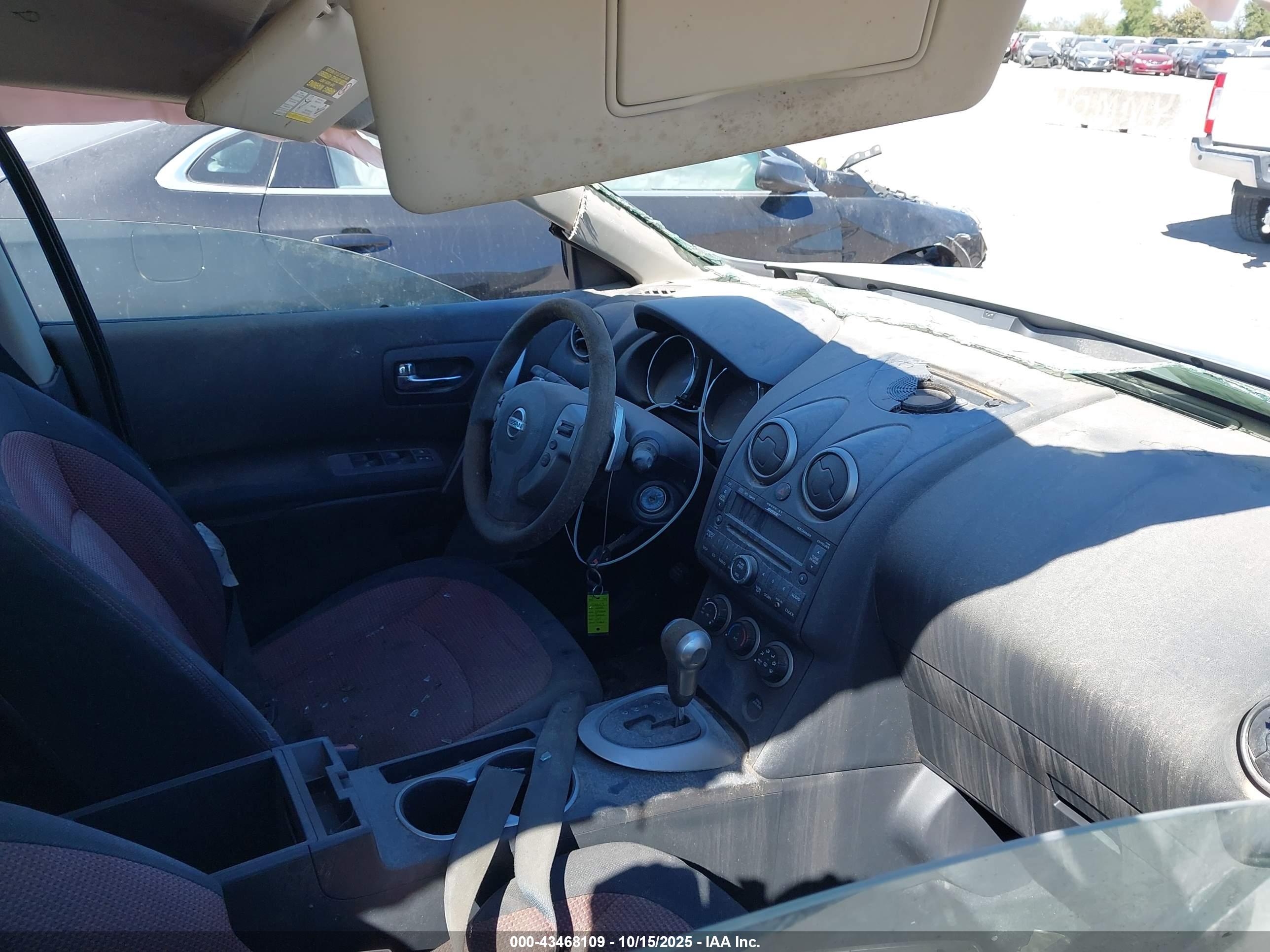 NISSAN ROGUE image 5