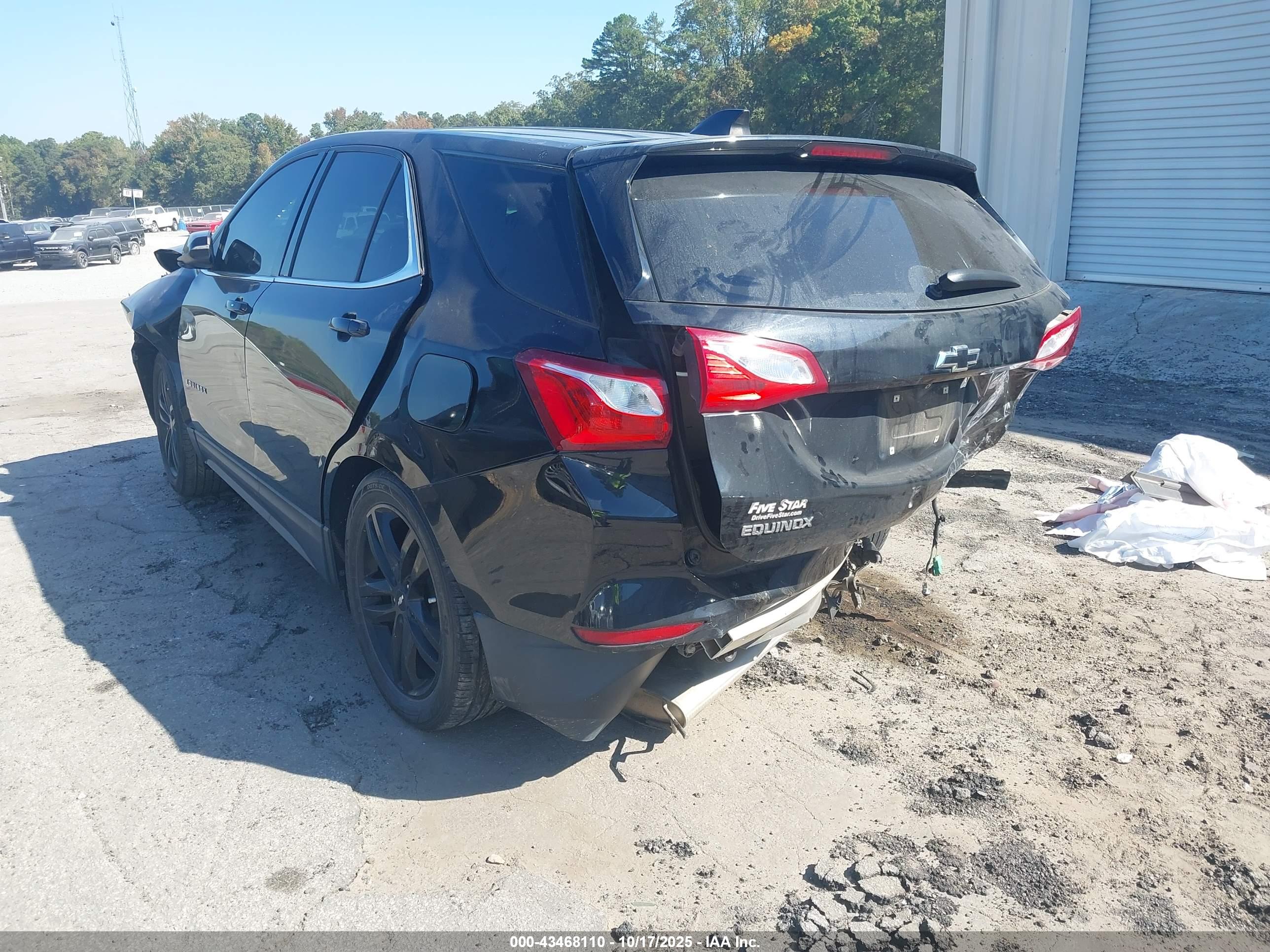 CHEVROLET EQUINOX image 3