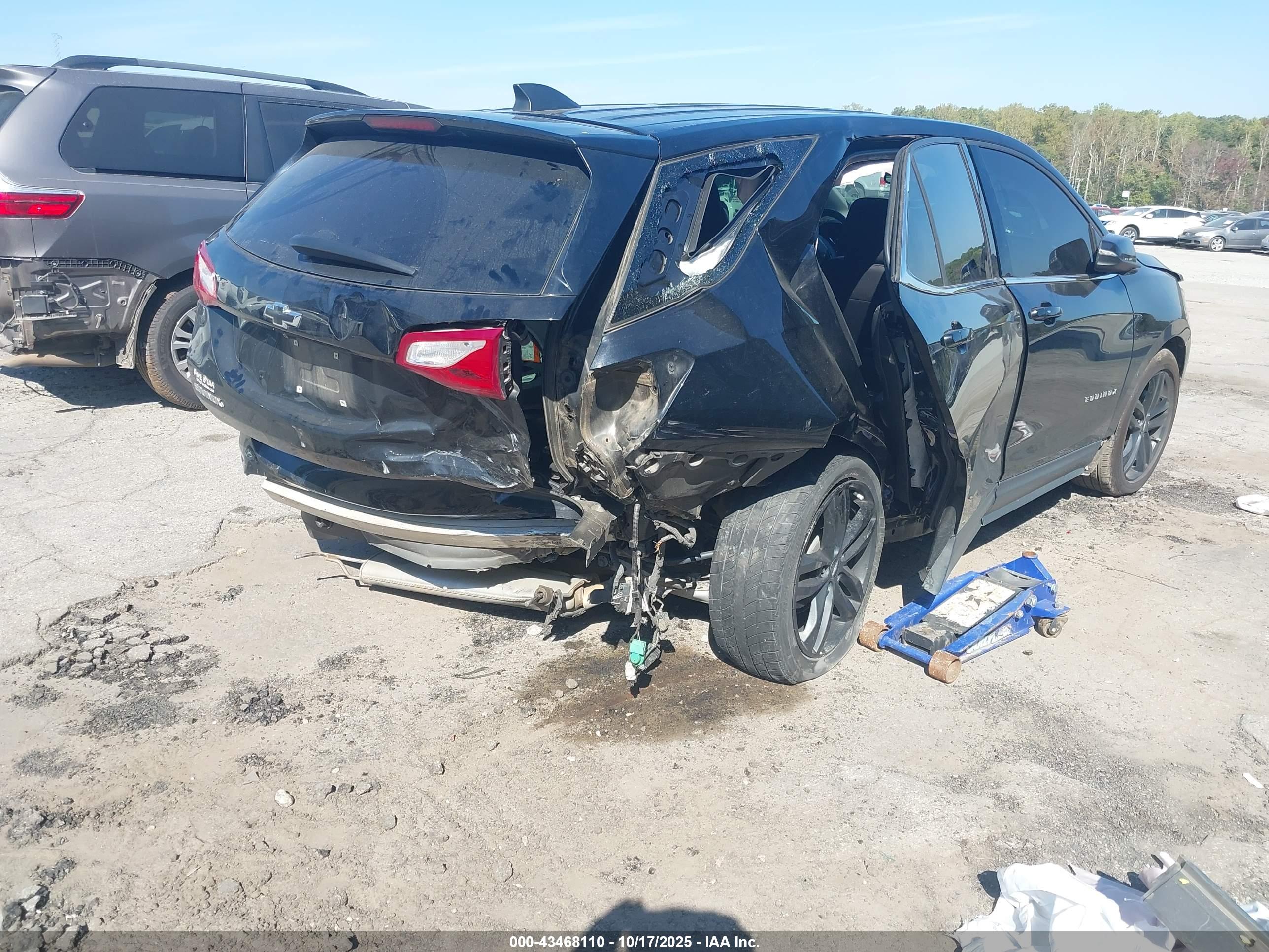 CHEVROLET EQUINOX image 4