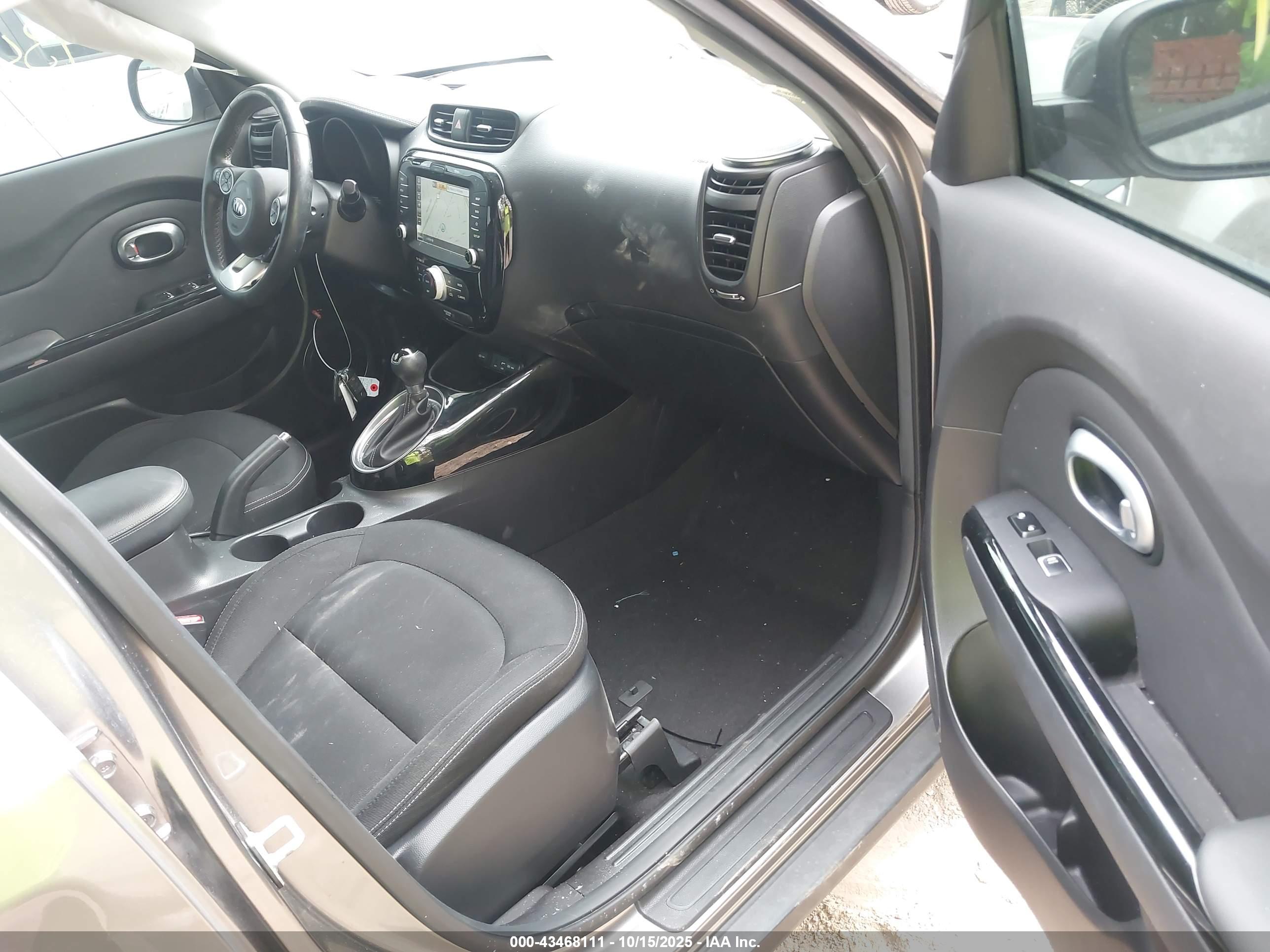 KIA SOUL image 5