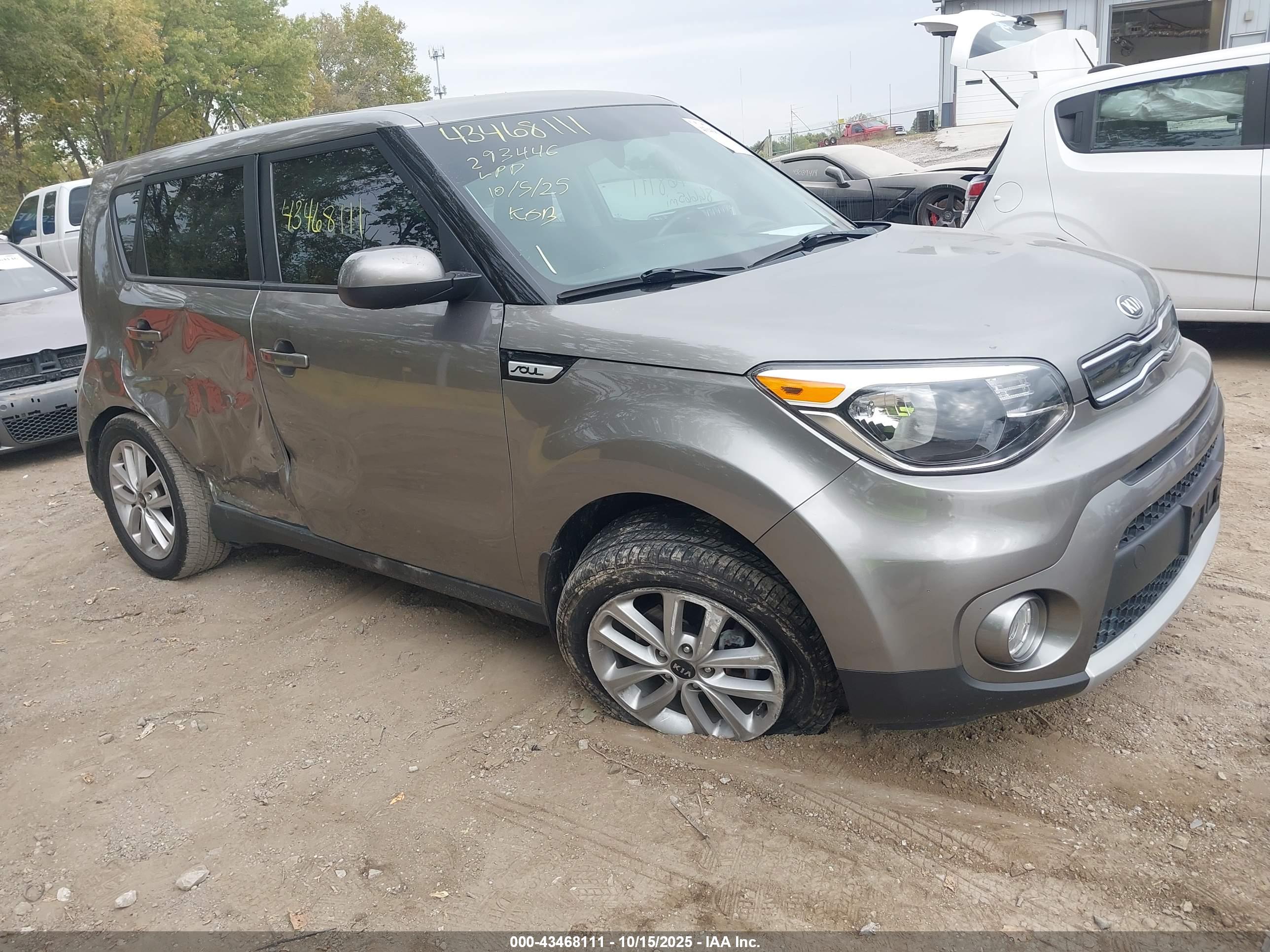 KIA SOUL image 6