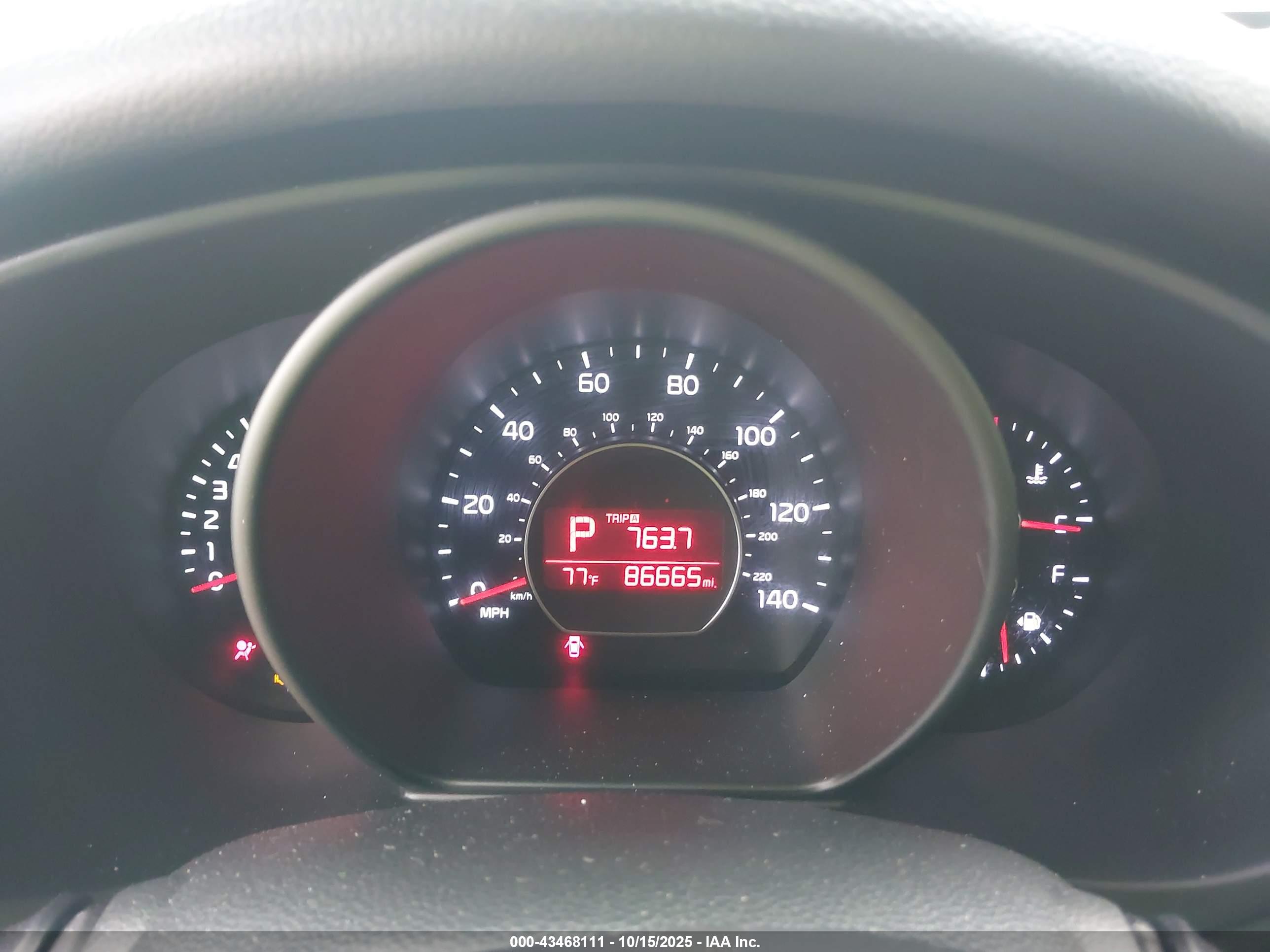 KIA SOUL image 7